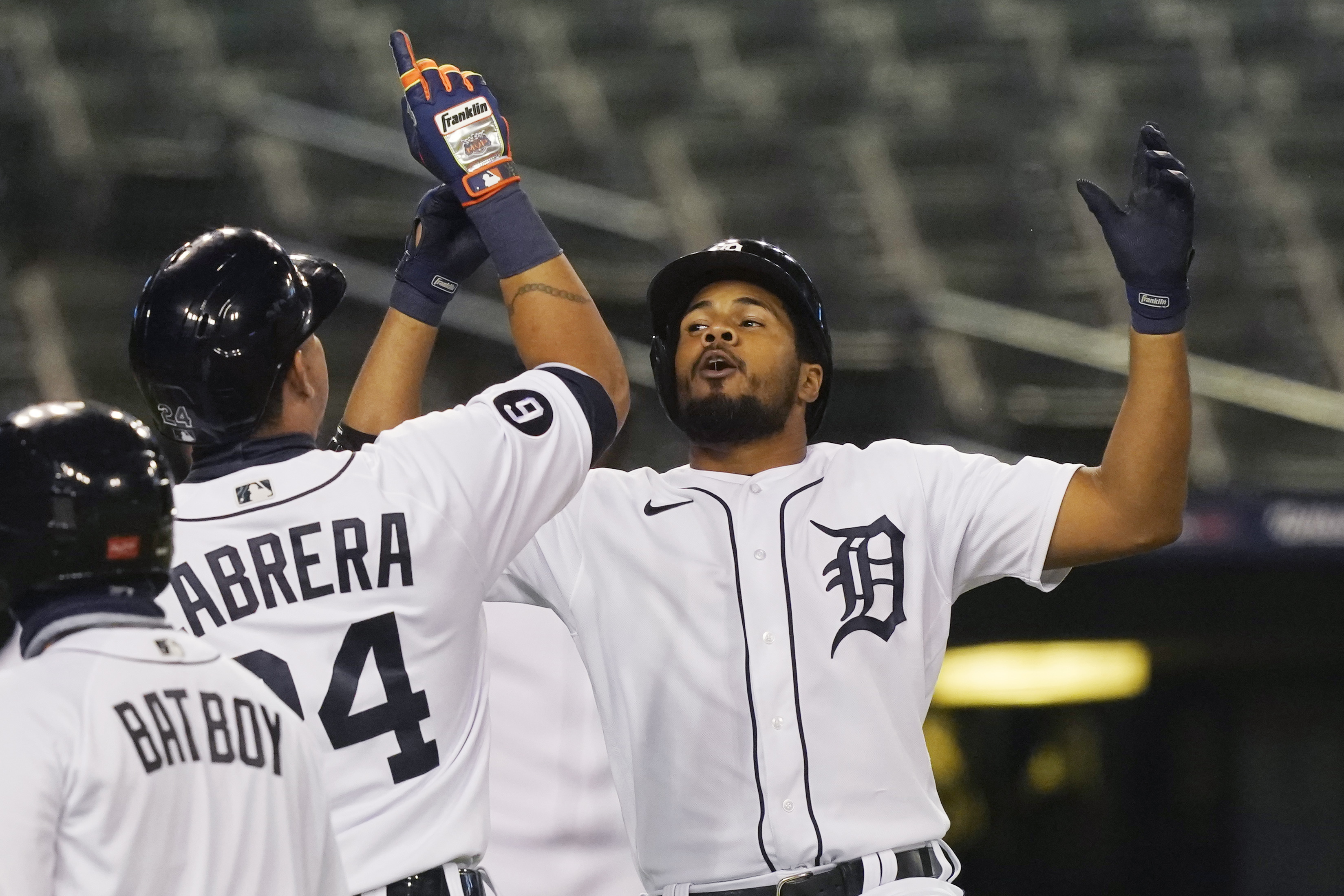 Tigers Make Their Final Roster Moves