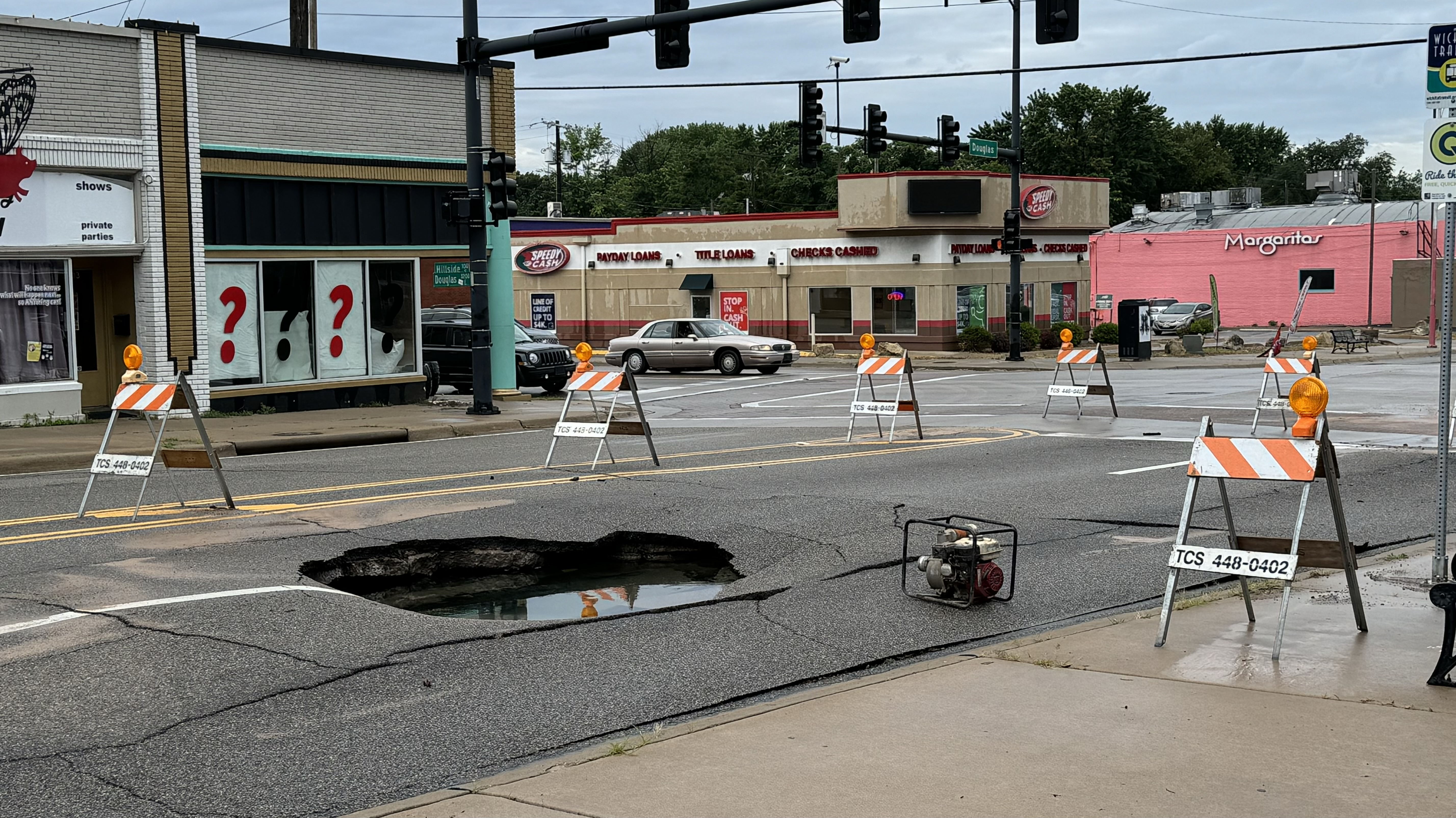 Sinkhole ‪ 3W3D53XFCVBHXMGKQR323DSMFQ.PNG