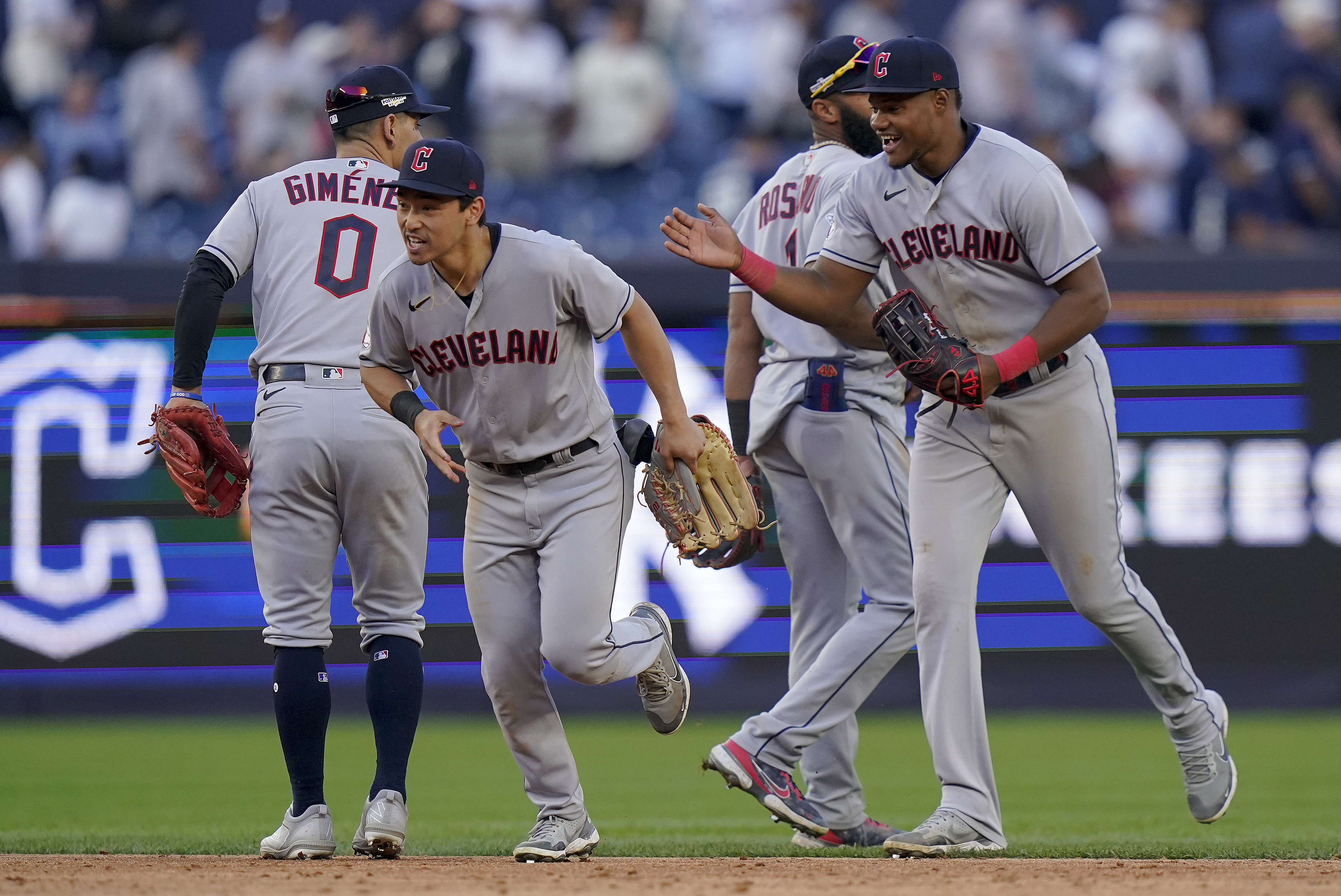 Cleveland Guardians break franchise record with 4 Gold Glove winners