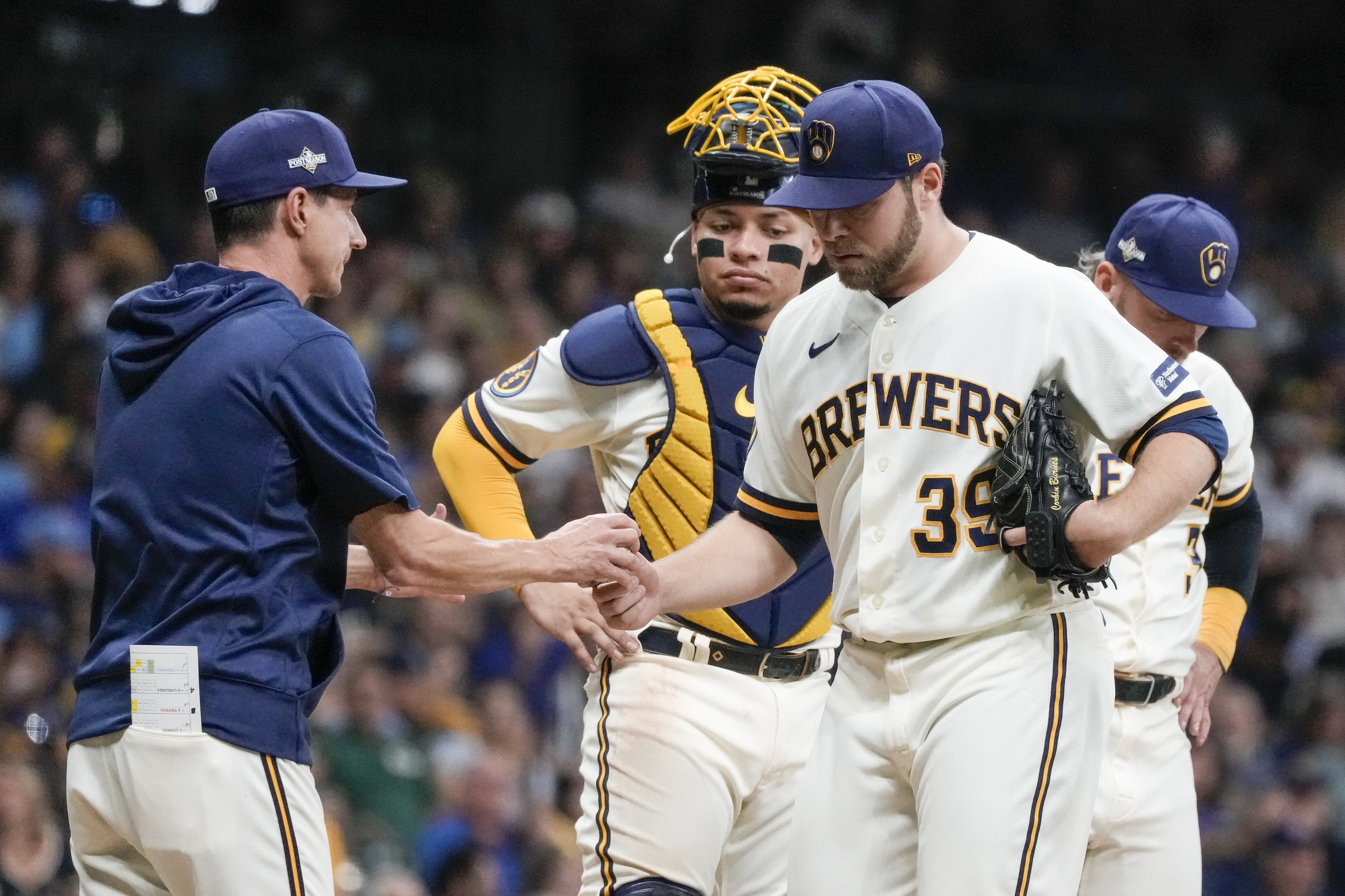 Corbin Burnes, Brewers shut out Cardinals, Sports