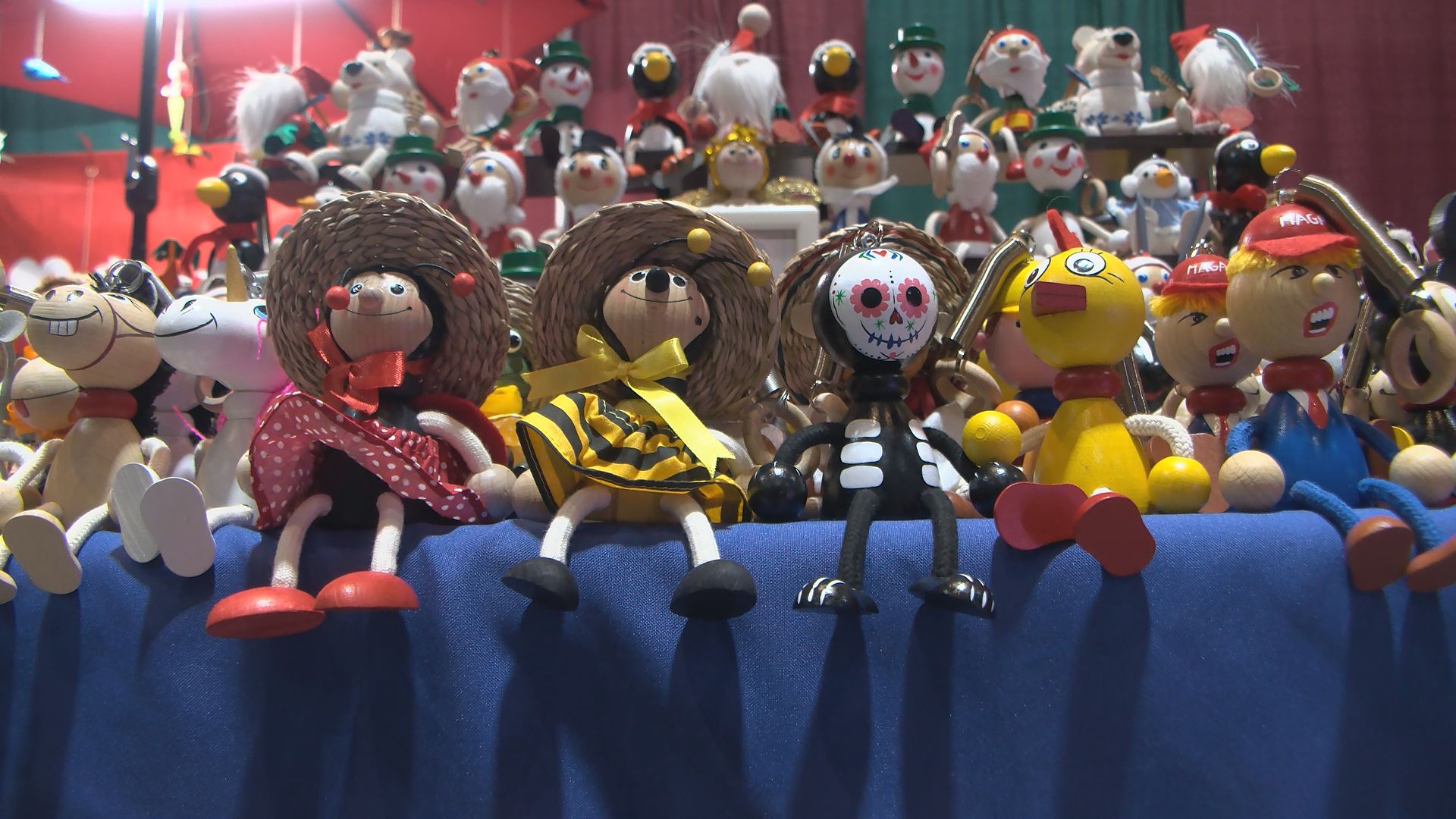 FESTIVE ANCESTOR OF CHEEKY クリスマスのお祭り先祖 FESTIVE ANCESTOR OF CHEEKY クリスマスのお祭り先祖 Ancients and