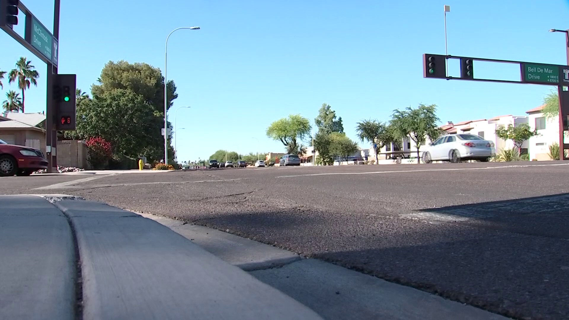 Would banning left-hand turns make Arizona's roads safer?