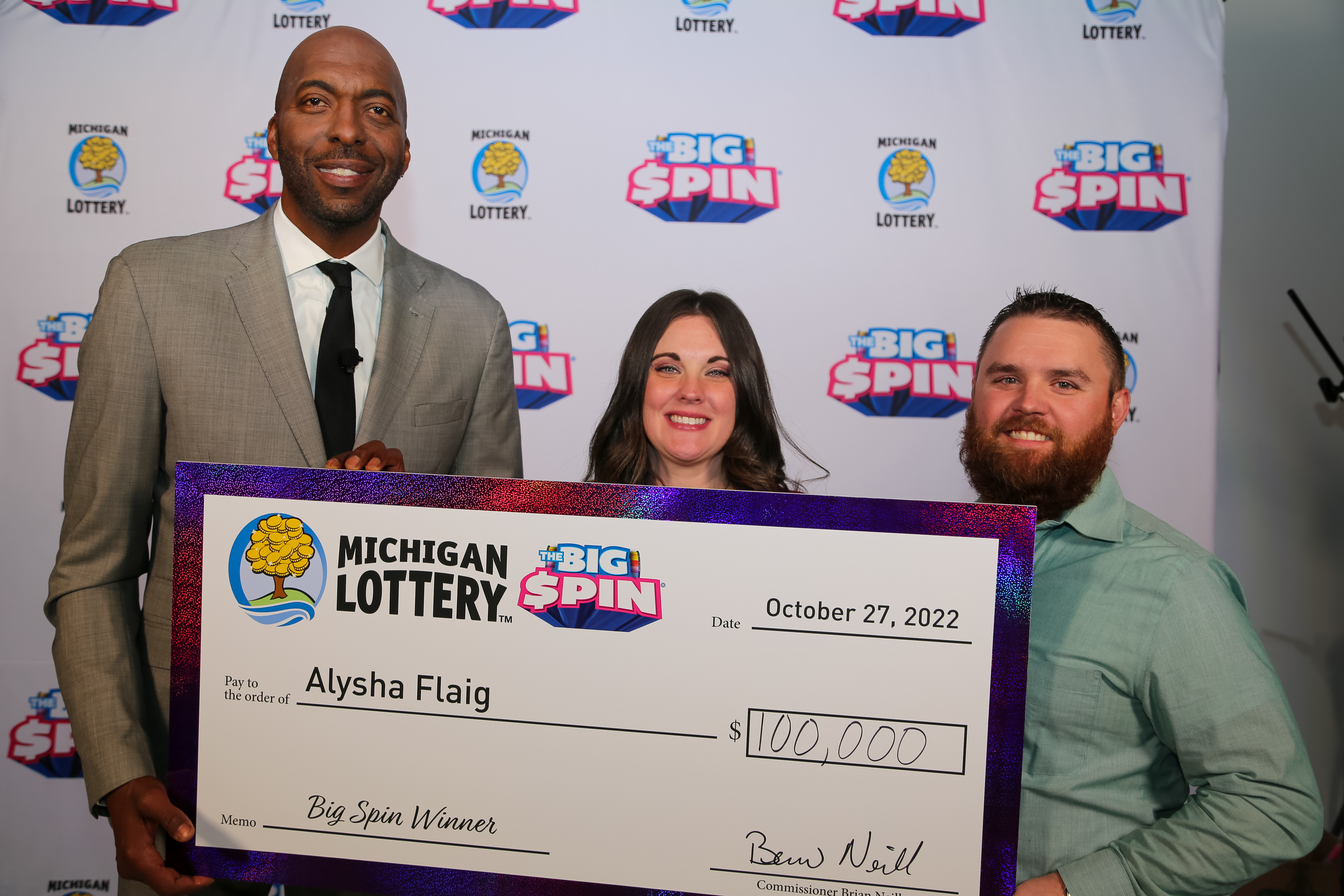 Genesee County Woman Wins $6 Million Playing the Michigan Lottery's  $300,000,000 Diamond Riches Instant Game