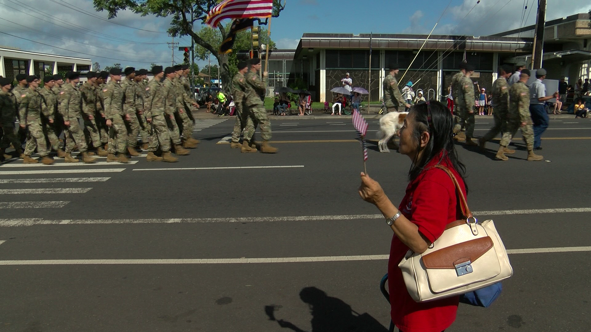 Sporting Their Red White And Blue Hundreds Line Wahiawa Thoroughfare For Veterans Day Parade