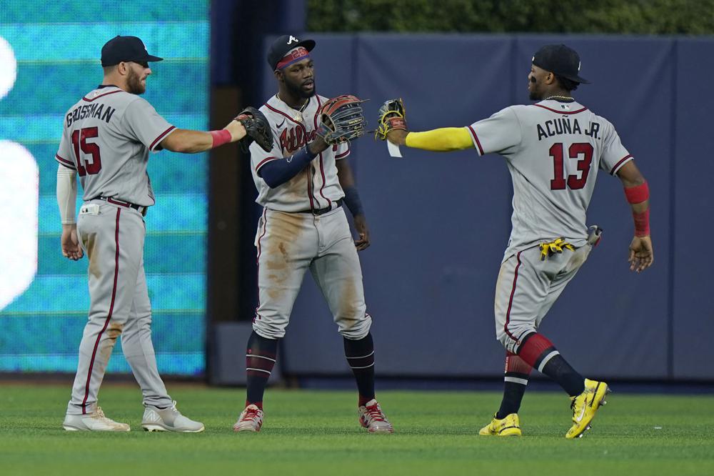 Acuña, Olson power Braves to doubleheader sweep of Marlins