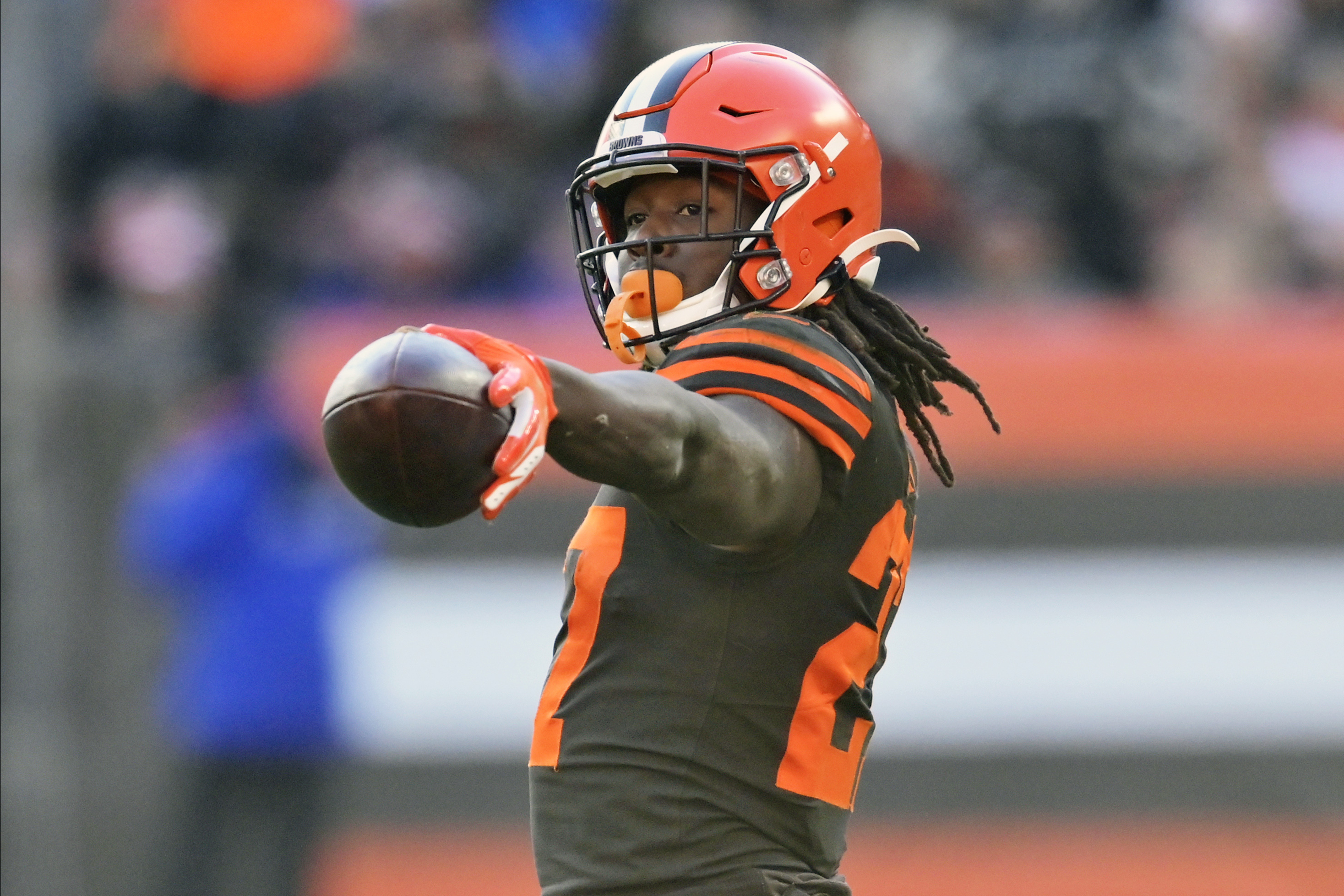 BREAKING: Kareem Hunt Signing With The Cleveland Browns! What It