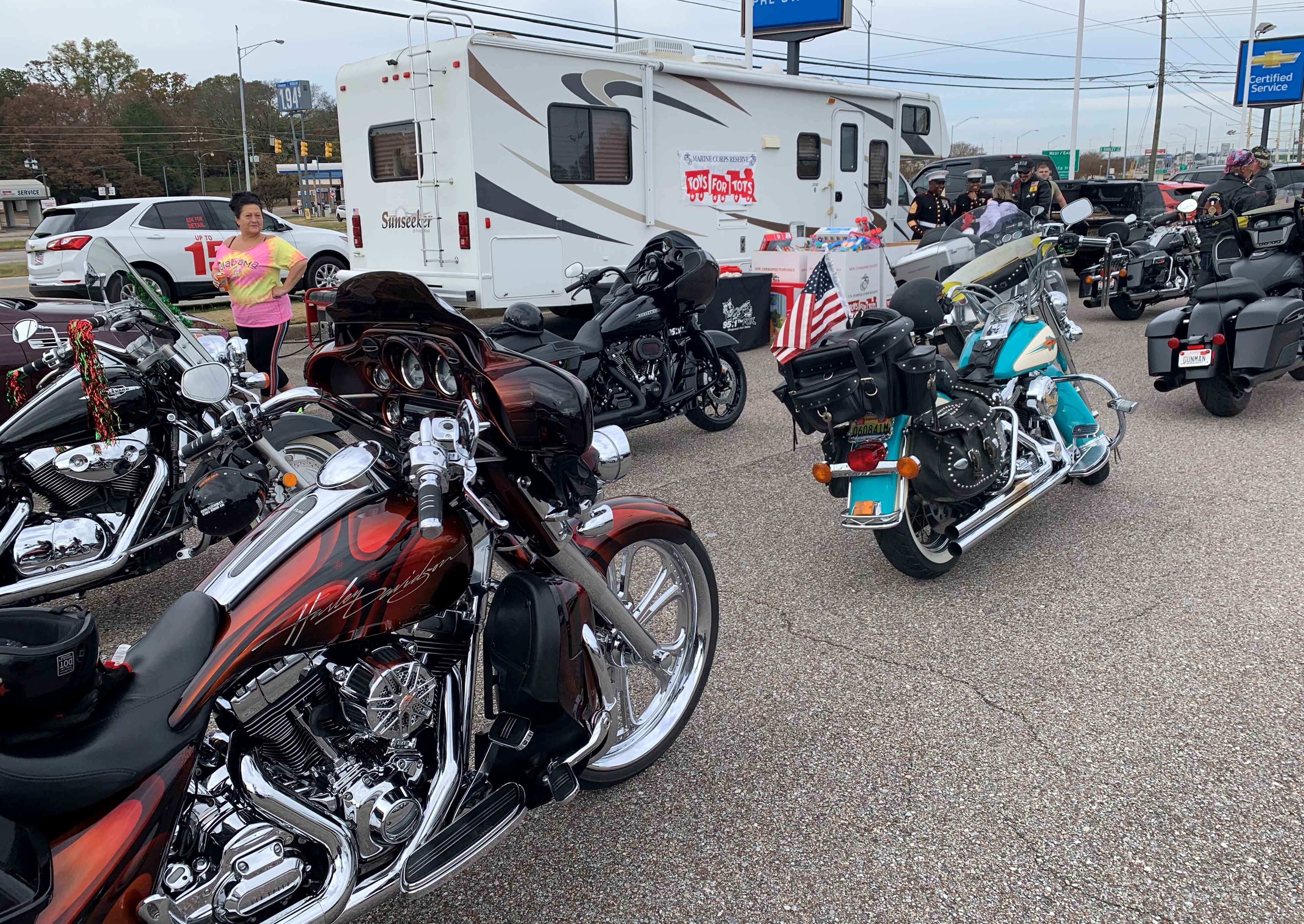 Local motorcycle club makes big 'Toys for Tots' donation