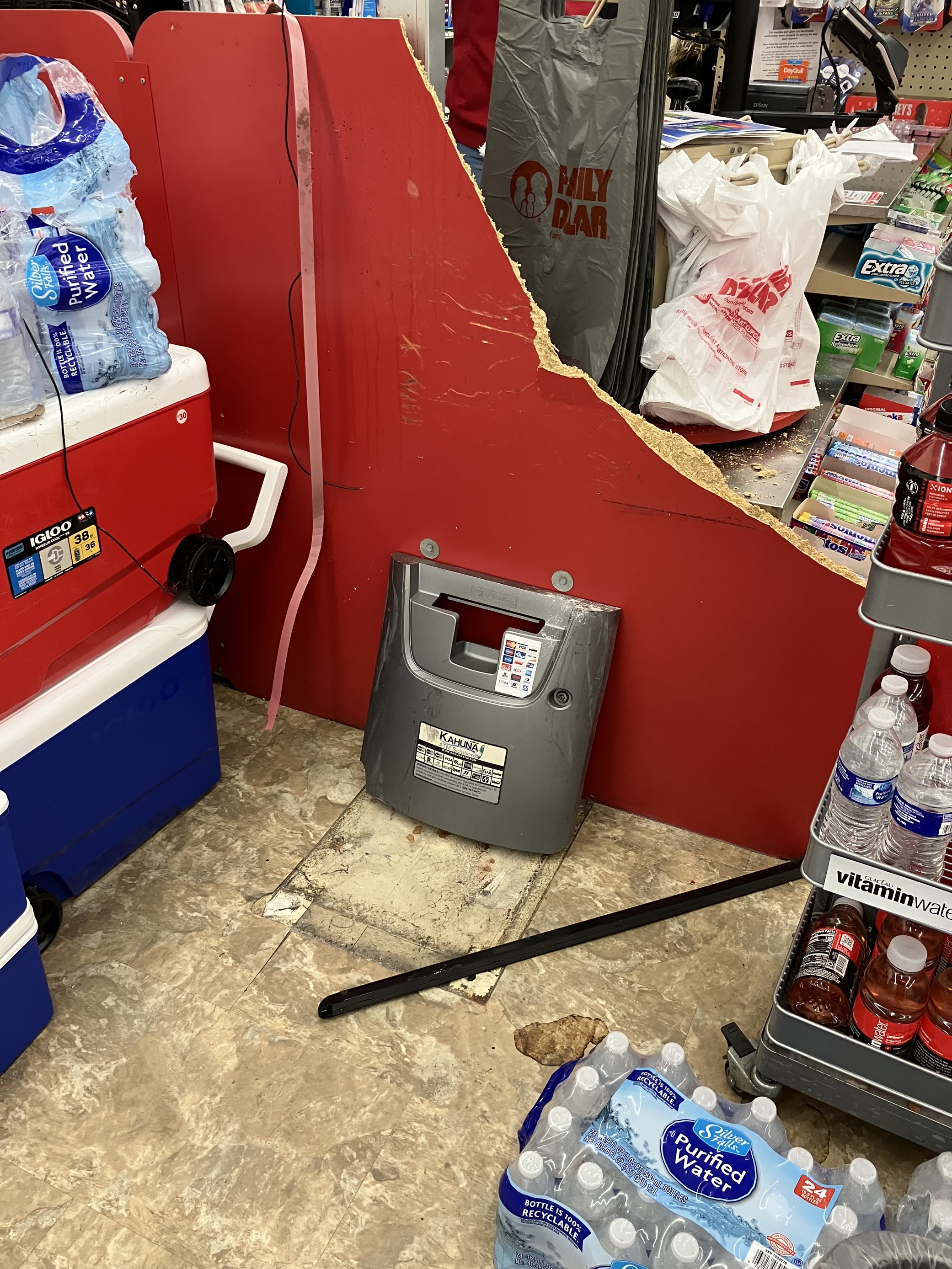 Thieves steal ATM machine from Family Dollar after breaking through front  door with vehicle