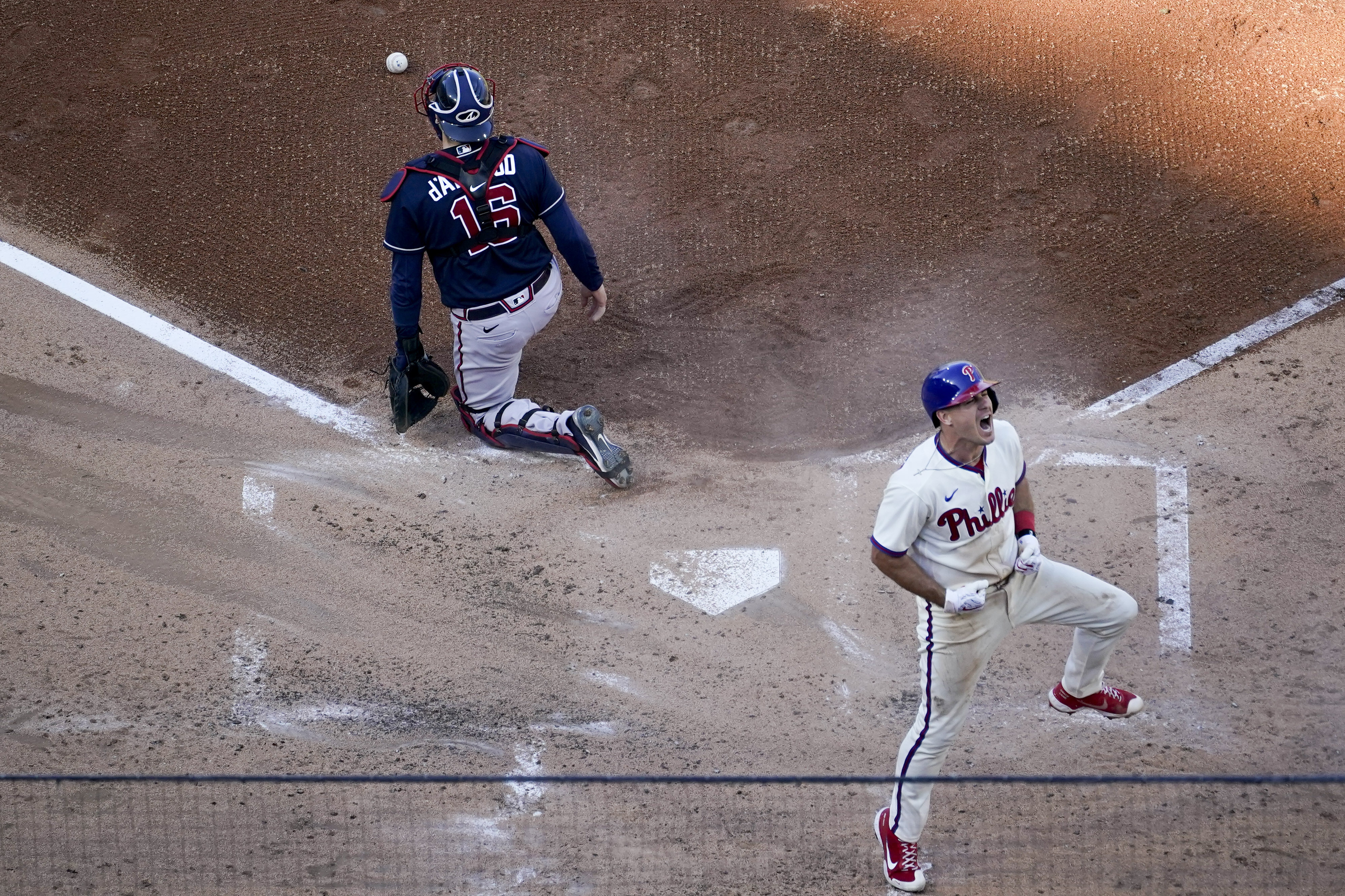 Marsh Madness! Phillies beat Braves 8-3 in Game 4, into NLCS
