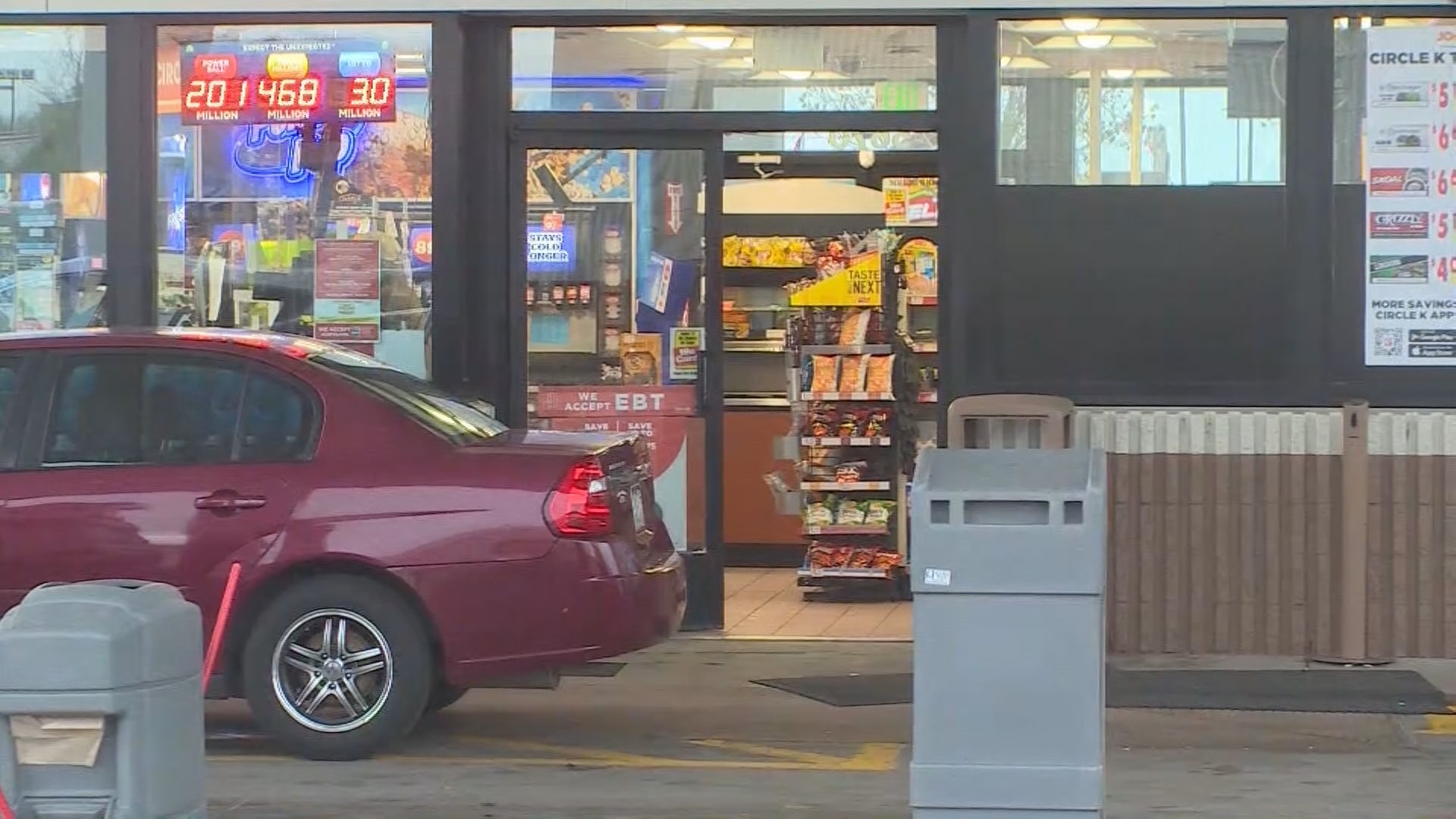 Robbers Ram Vehicle Into Springs Circle K