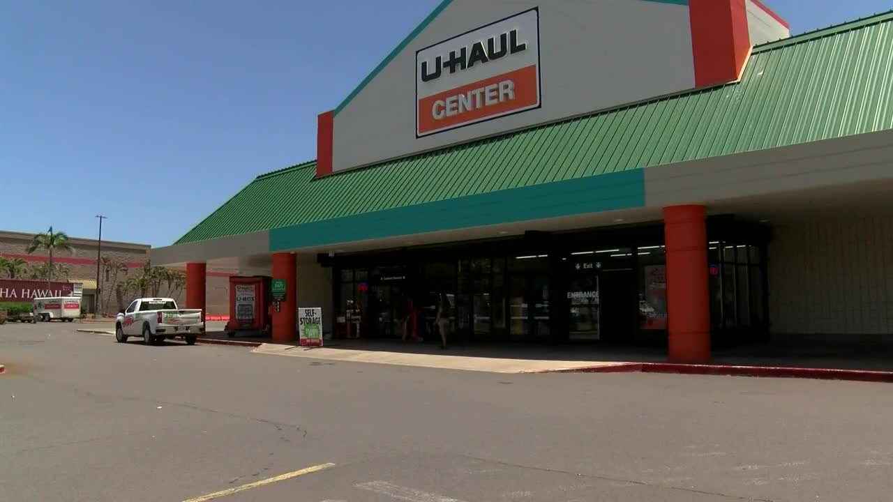 Why Are Hawaii Visitors Cruising Around In U Hauls Blame The Pandemic