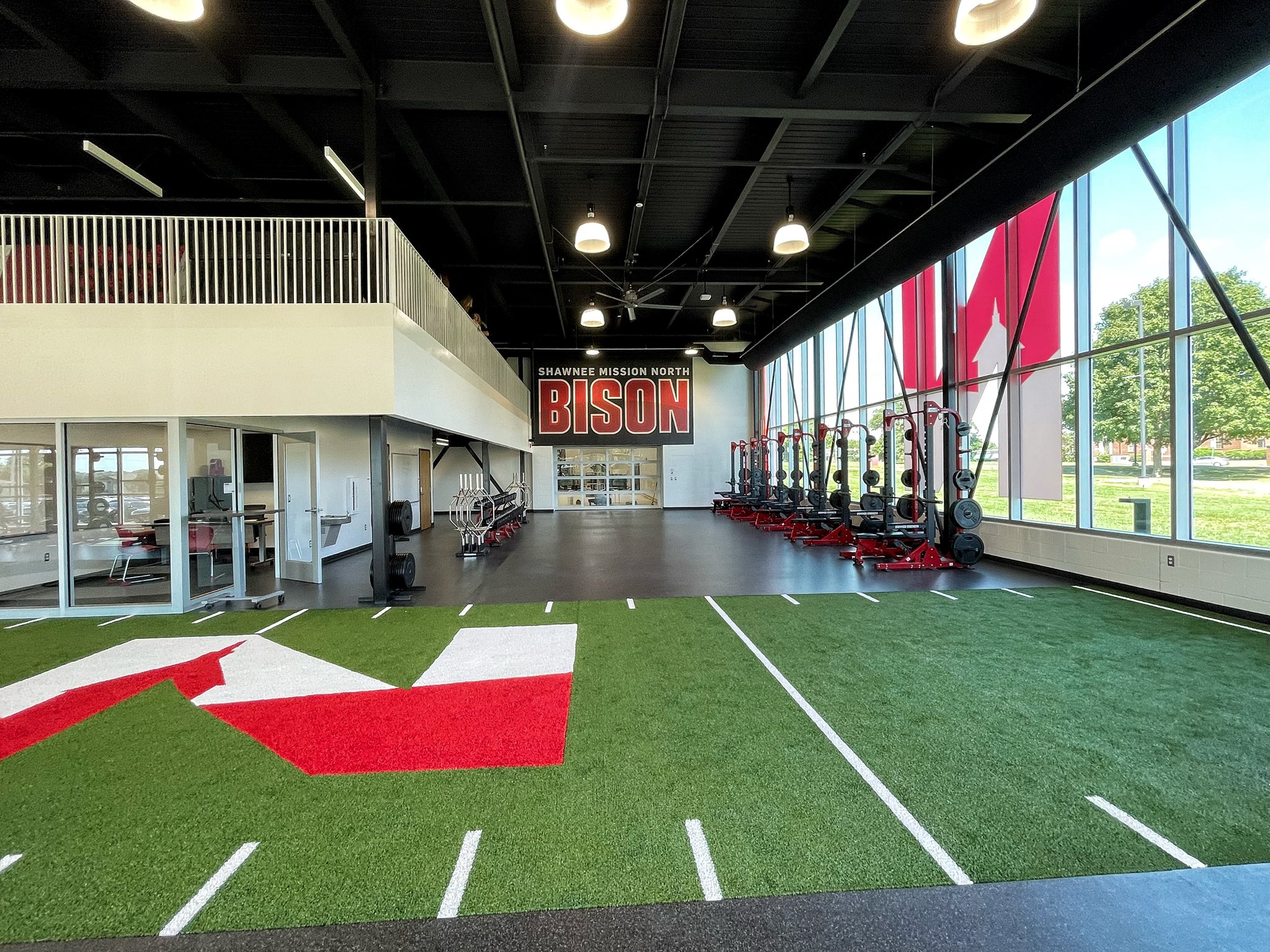 PHOTOS: Check out Shawnee Mission North's new workout facility