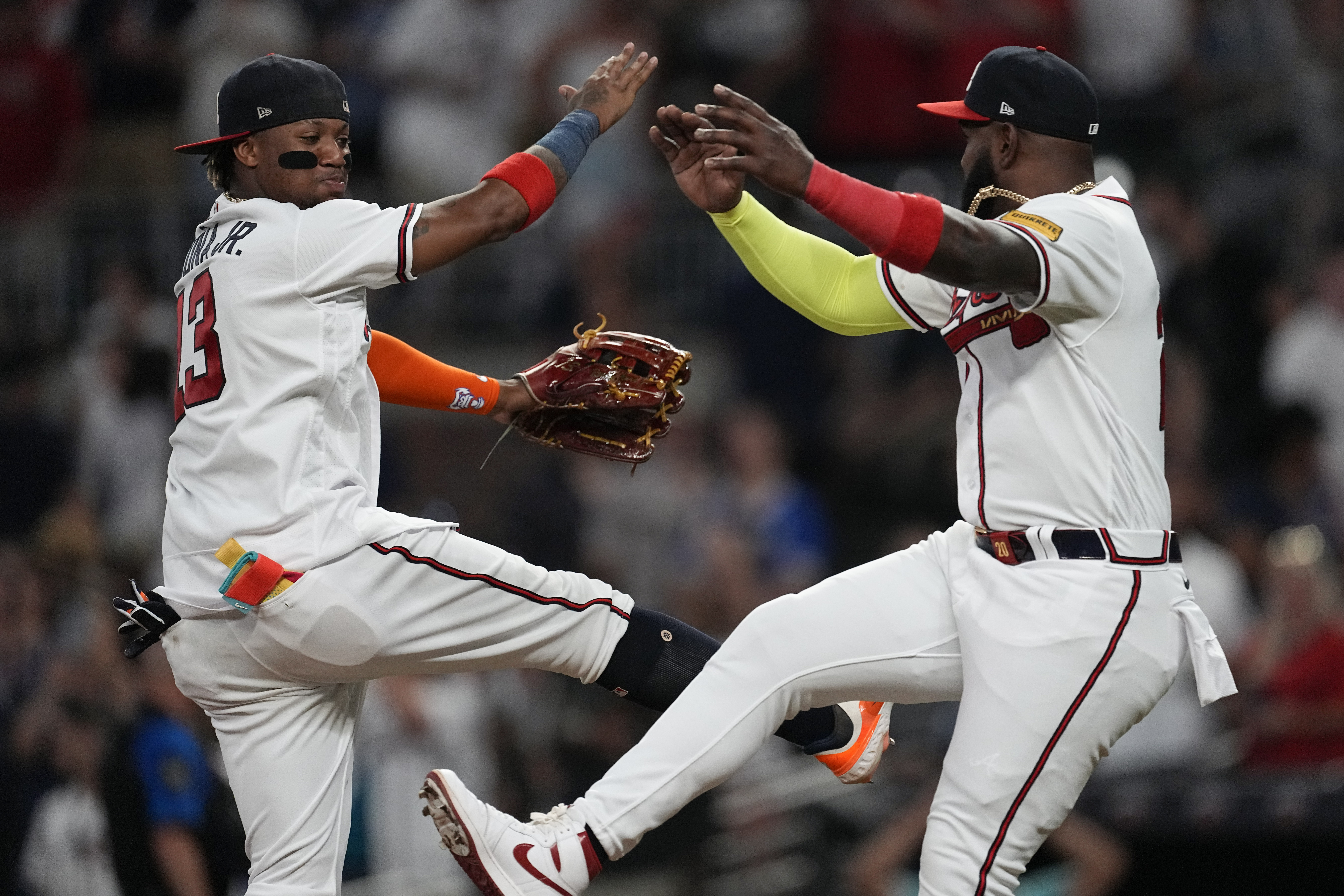Acuña, Olson have Braves on a roll with majors' most powerful