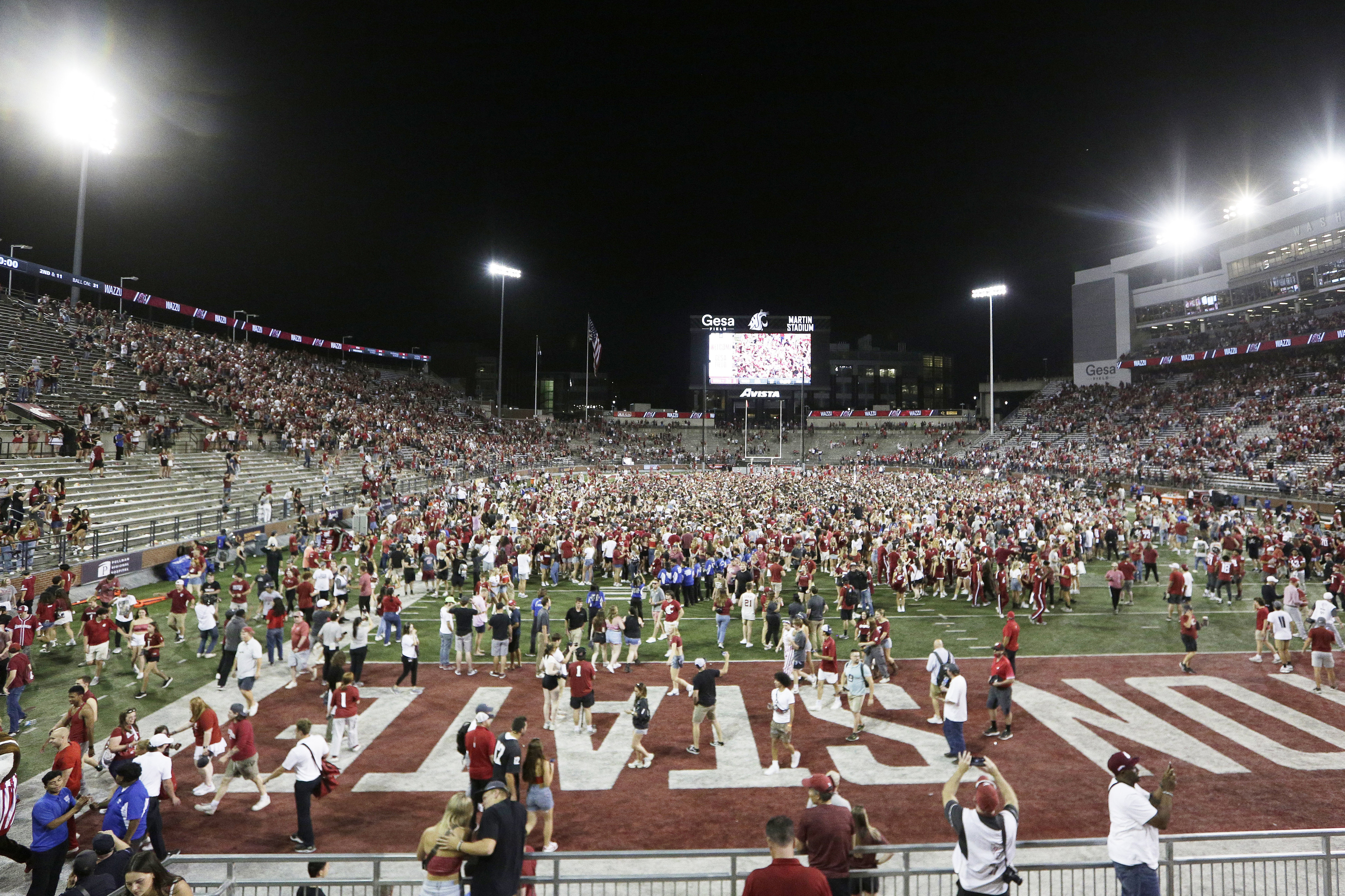 College Football Upset Picks, Predictions Week 2: Can Washington State Beat  Wisconsin a 2nd Straight Year?