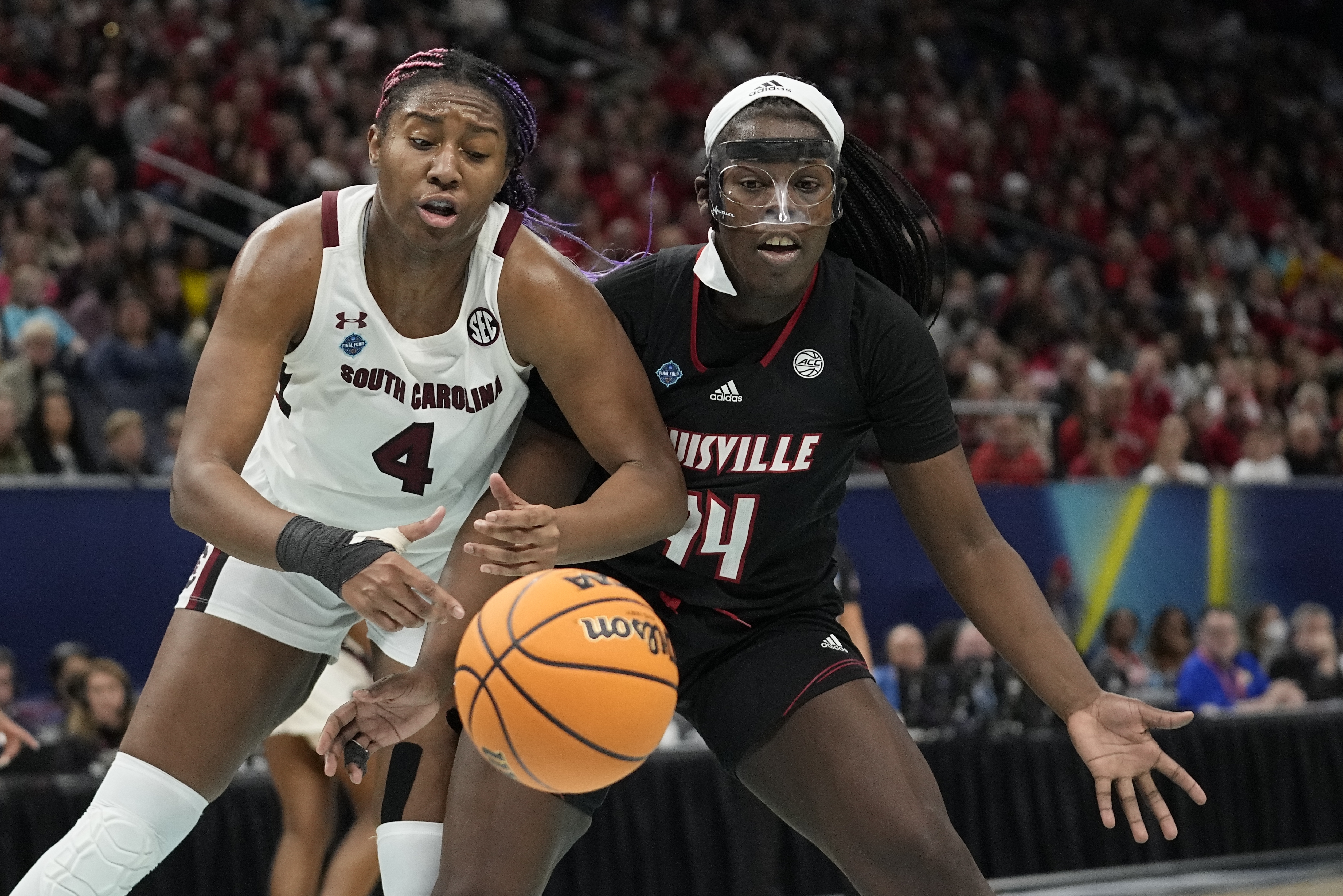 South Carolina's Dawn Staley explains missing national anthem before Final  Four game