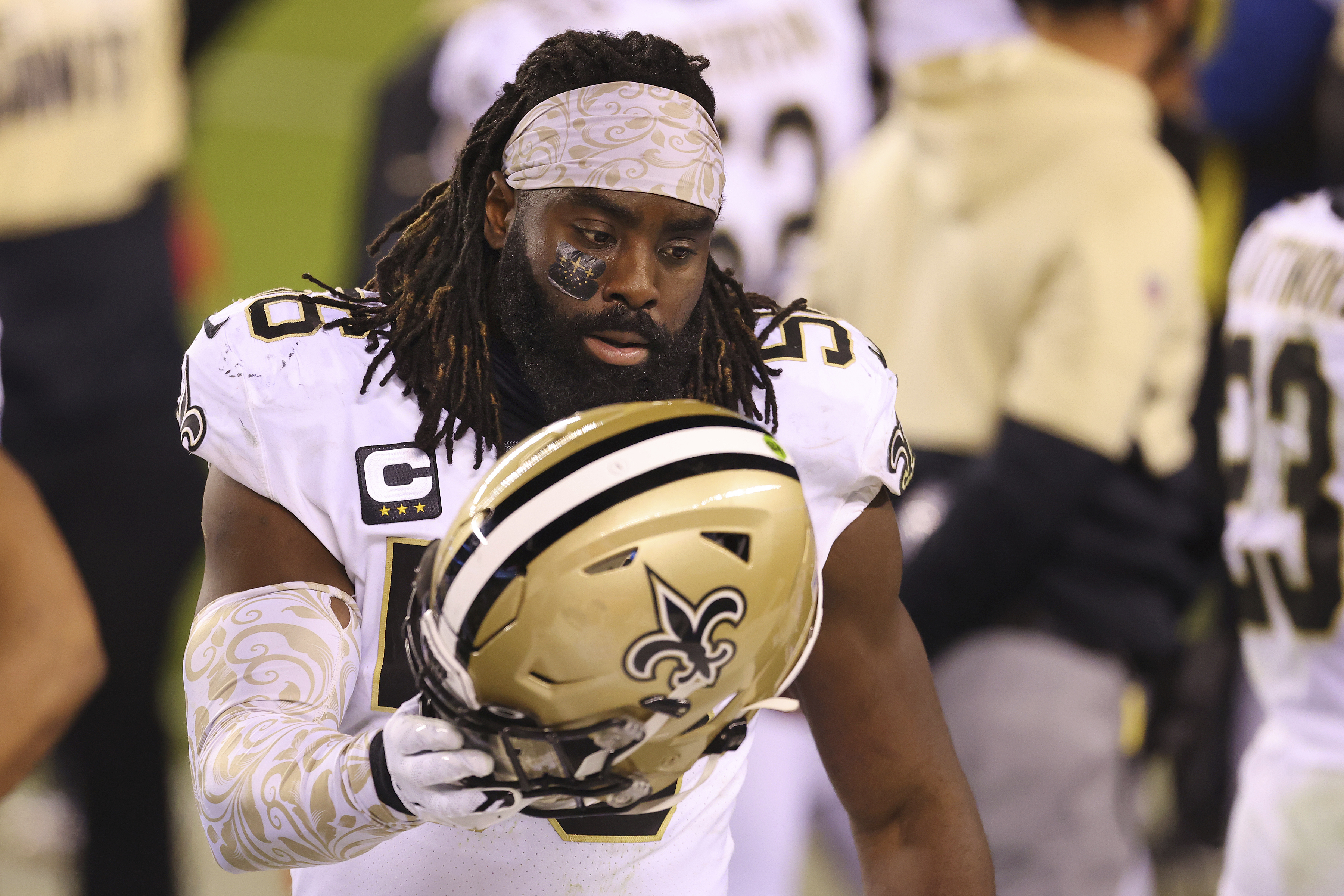 Saints Make Decision On All-Pro LB Demario Davis For Monday's Game - The  Spun: What's Trending In The Sports World Today