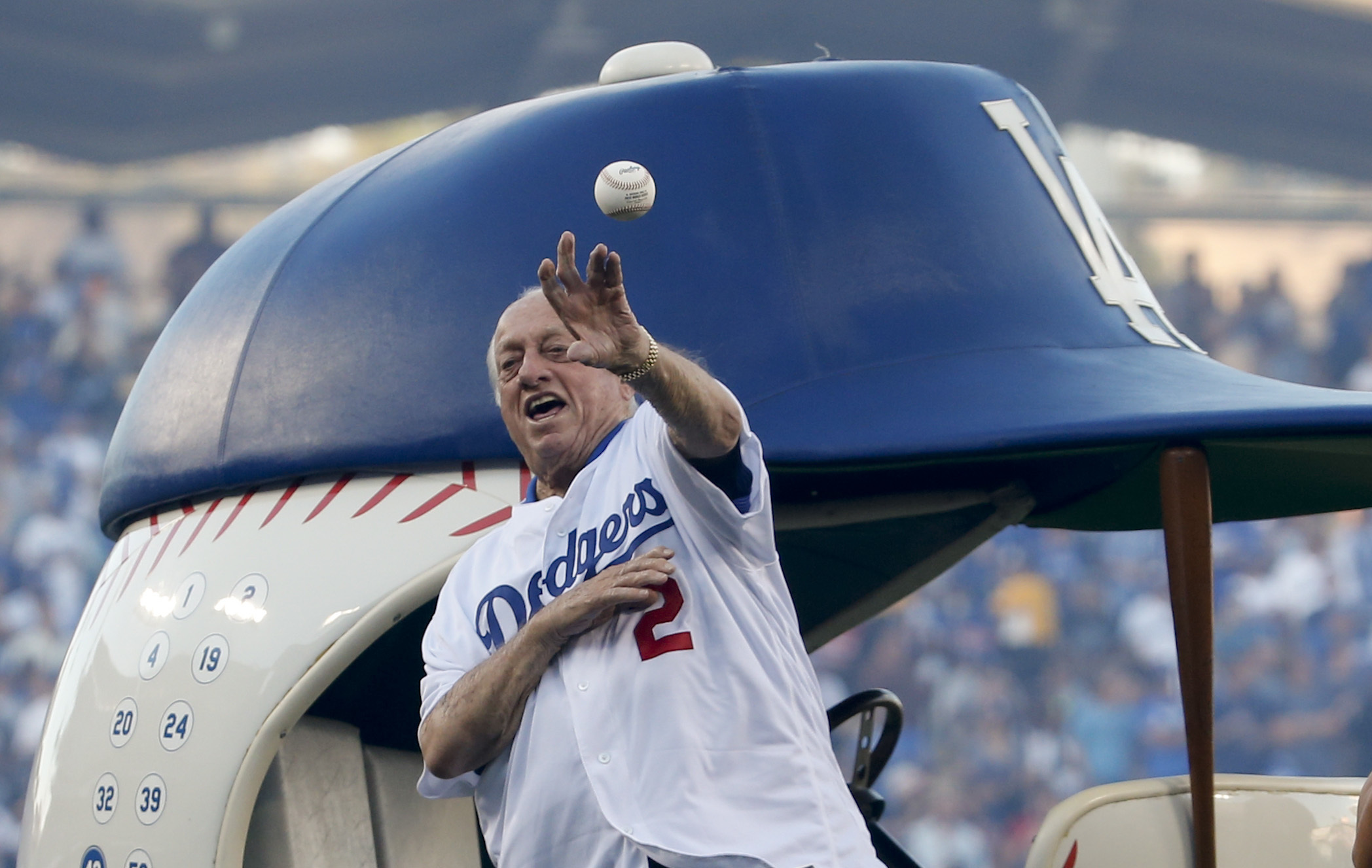 Tommy Lasorda, Dodgers Former Manager Who Bled Blue, Dies at 93