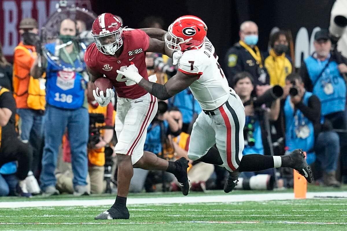 Crisp County native Quay Walker declares for 2022 NFL Draft