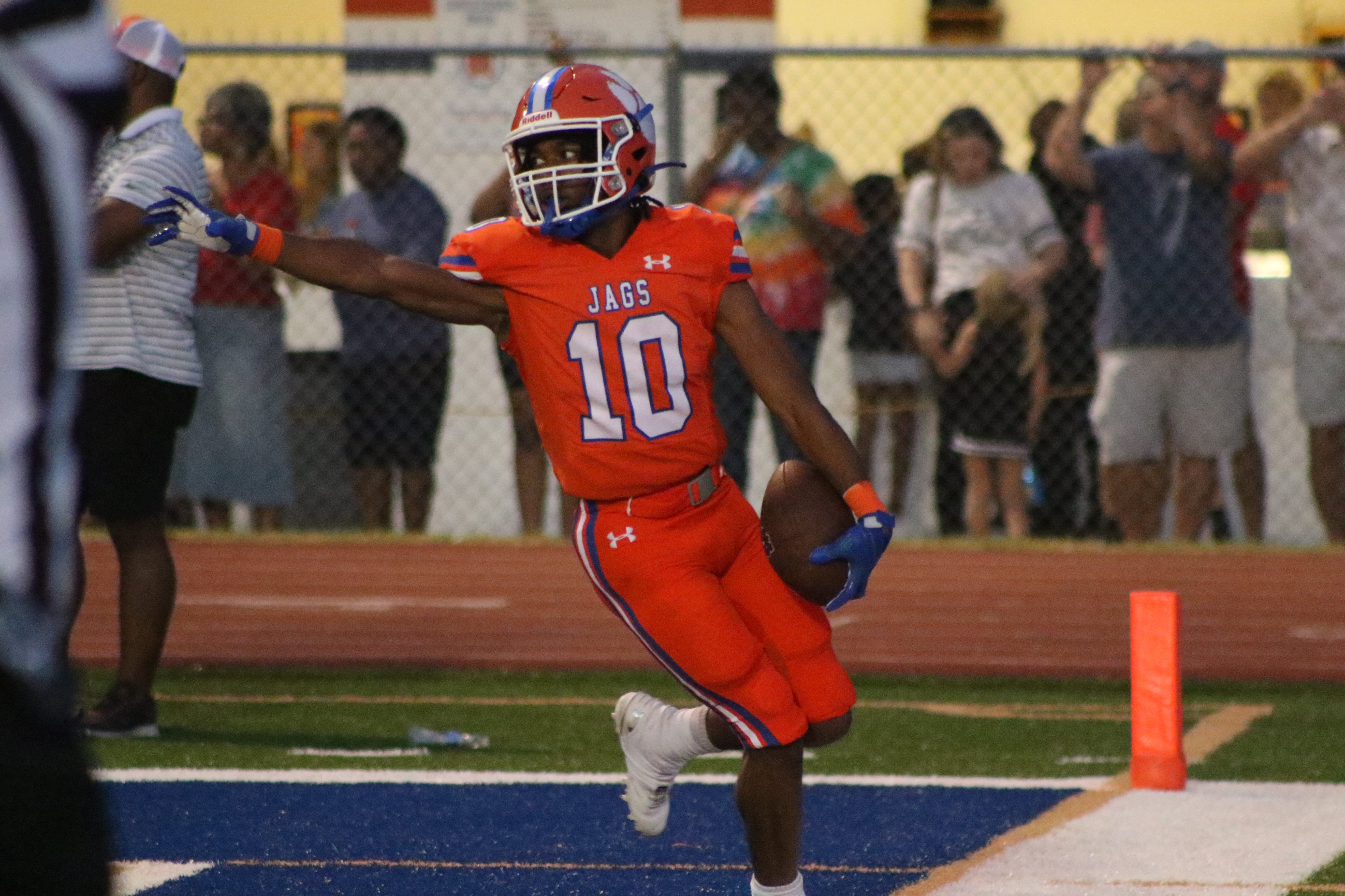 Madison Central football defeats Brandon despite best effort from