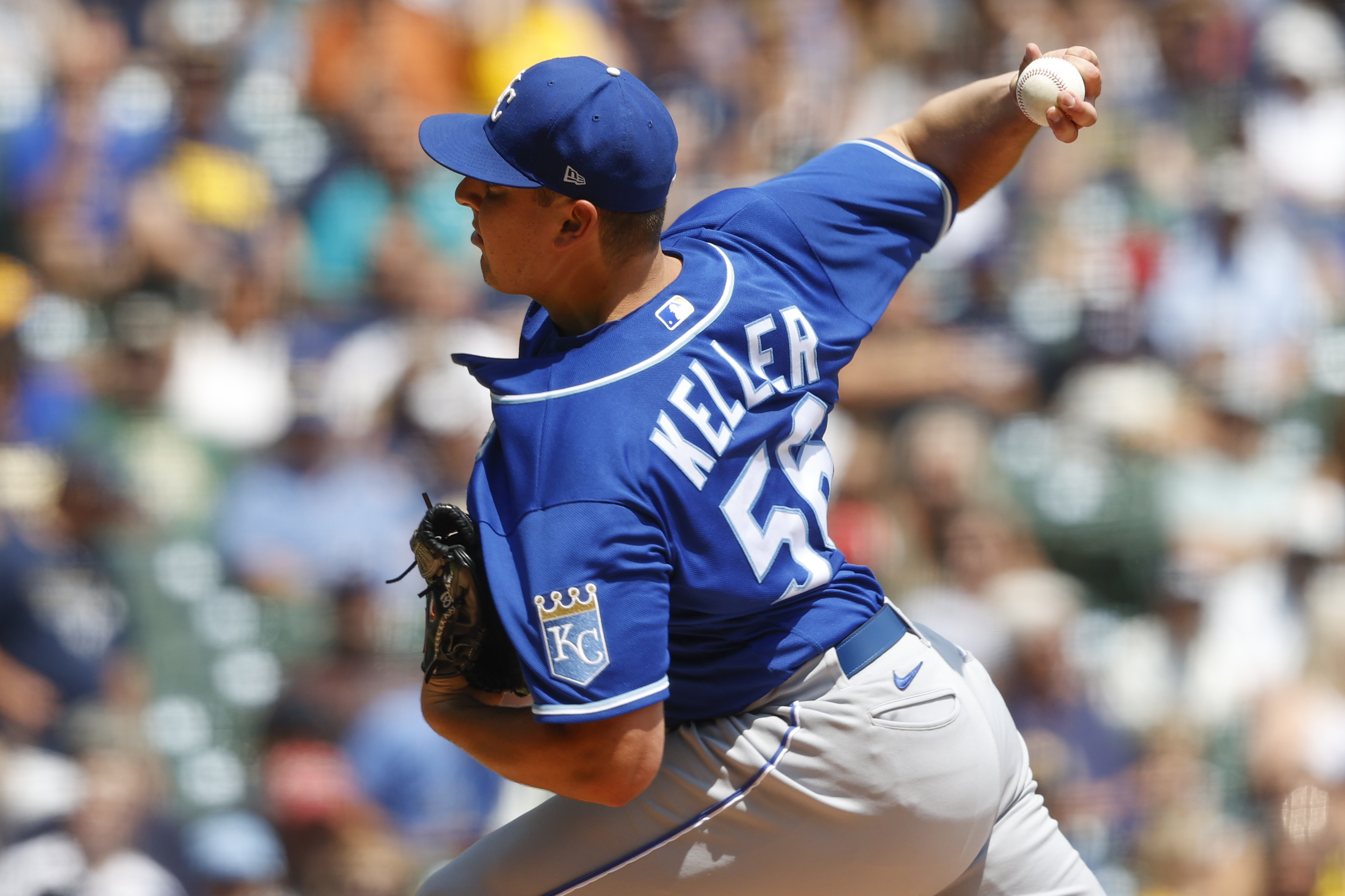 Keller, Royals complete season sweep of Brewers with win
