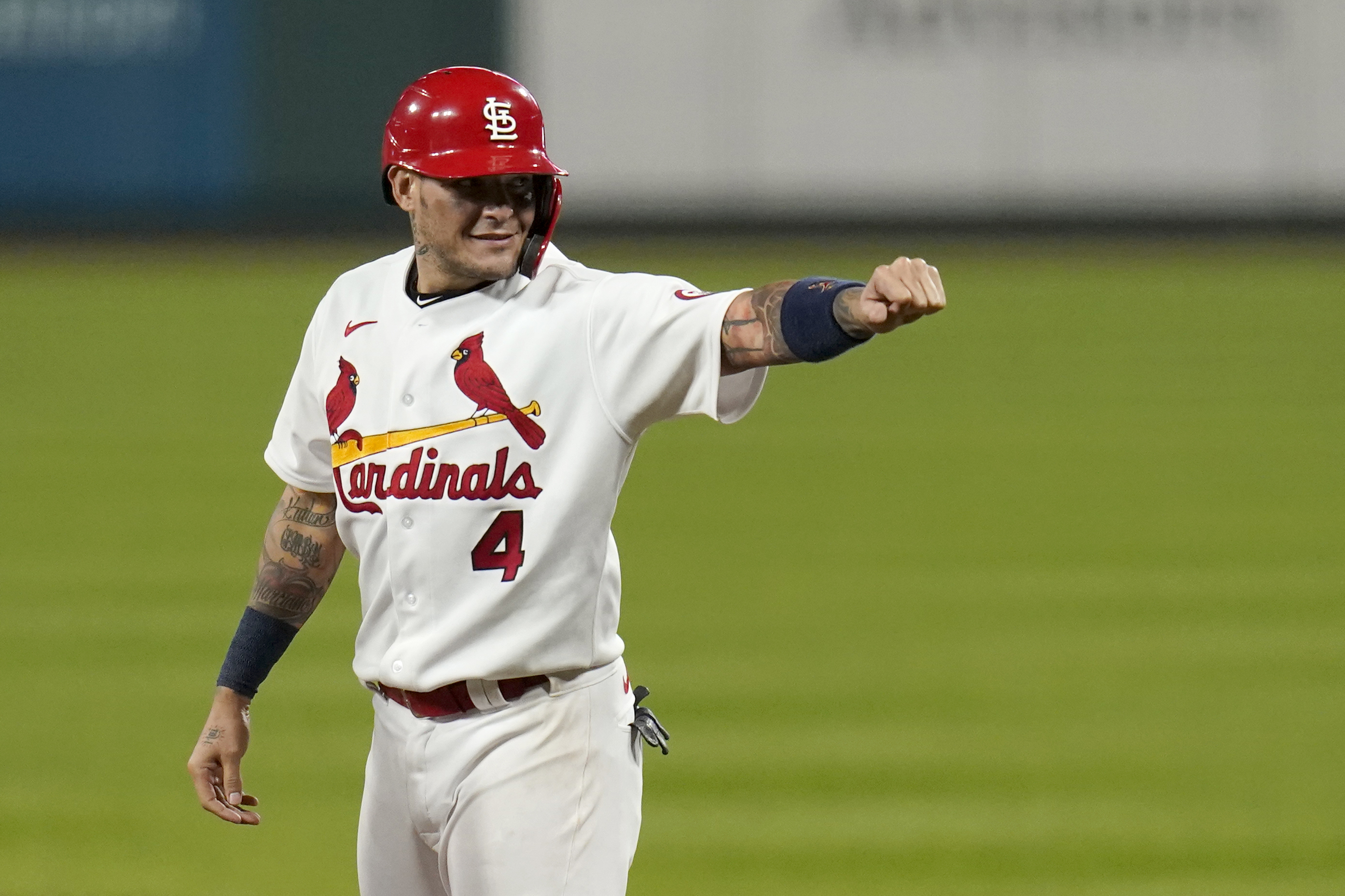 REPORTS: Yadier Molina returning to the Cardinals on a one-year contract