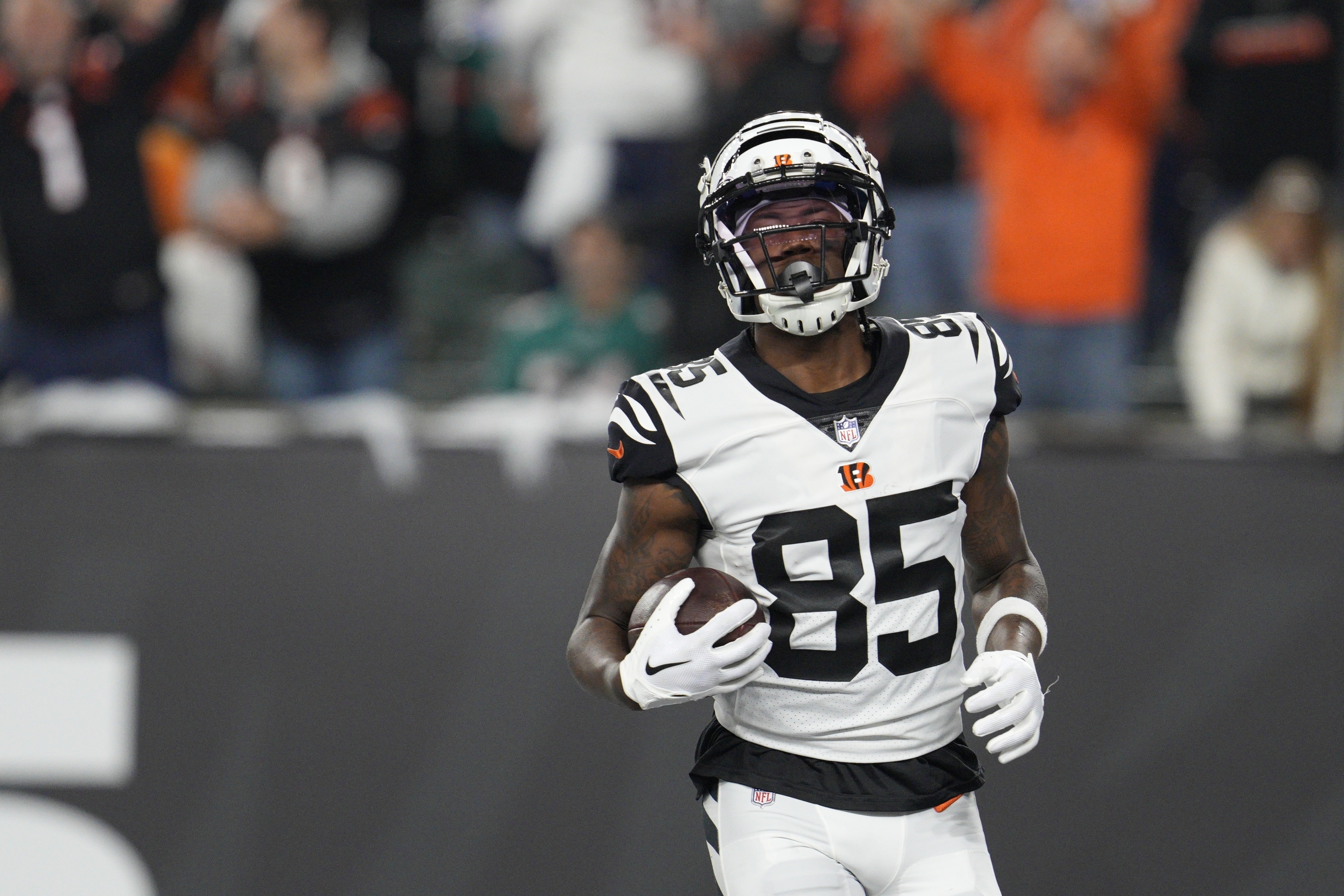 PHOTOS: Bengals fly stunning all-whites on Thursday Night Football