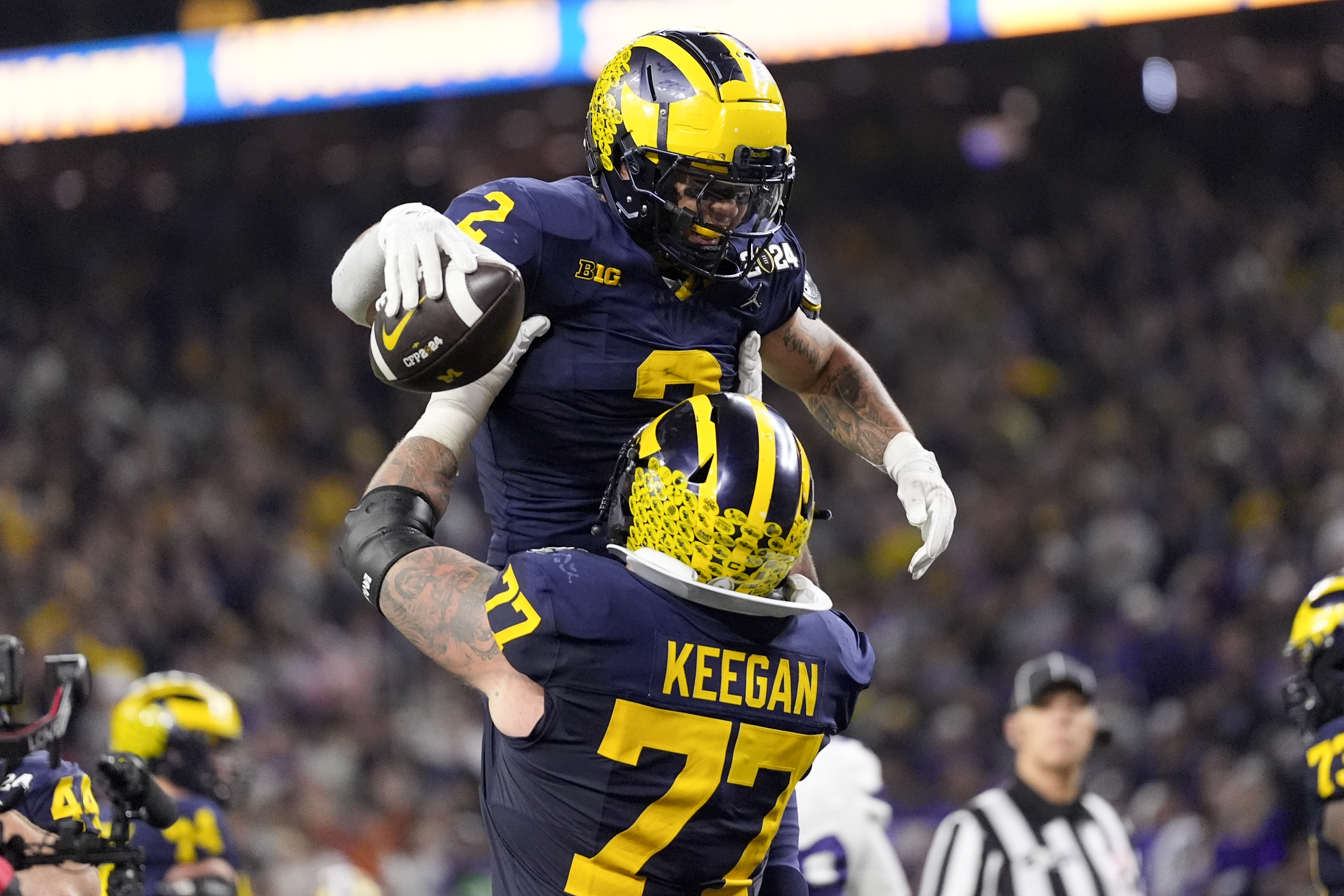 Michigan thumps Washington 34 13 to win CFP National Championship