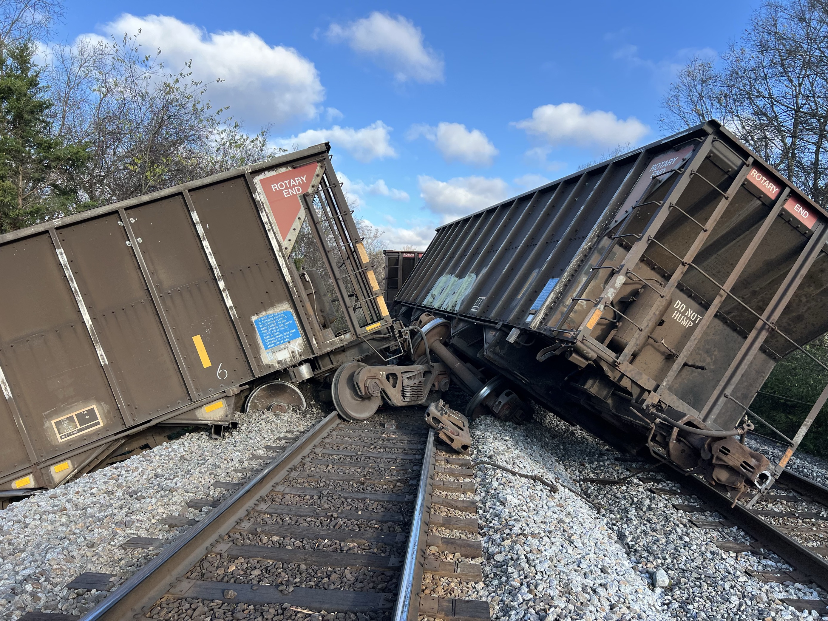 Train cars derail in Goodlettsville