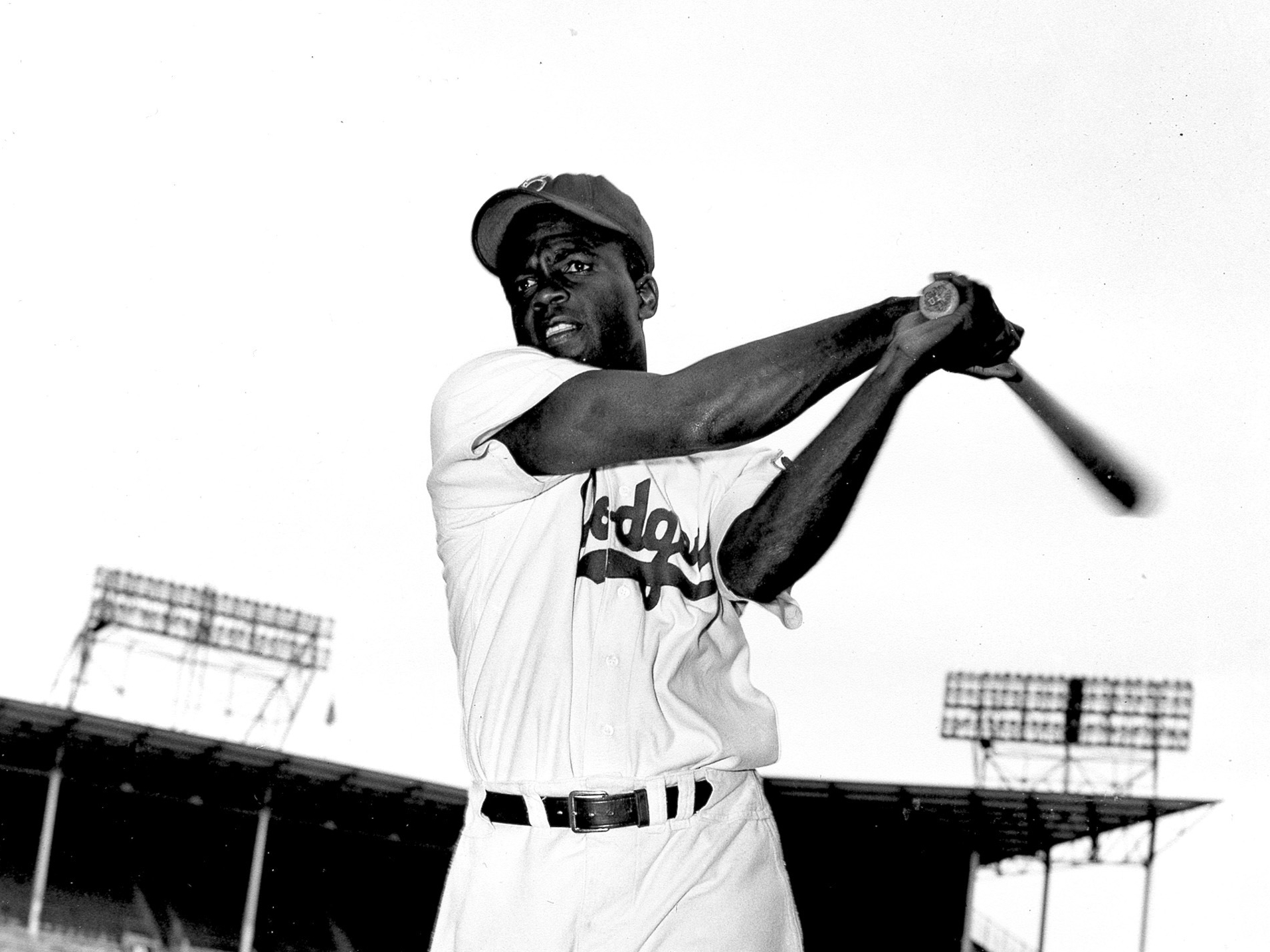 UConn Football on X: Today is the 75th Anniversary of Jackie Robinson  breaking the color barrier in professional baseball. Thank you #️⃣4️⃣2️⃣  #JackieRobinsonDay  / X