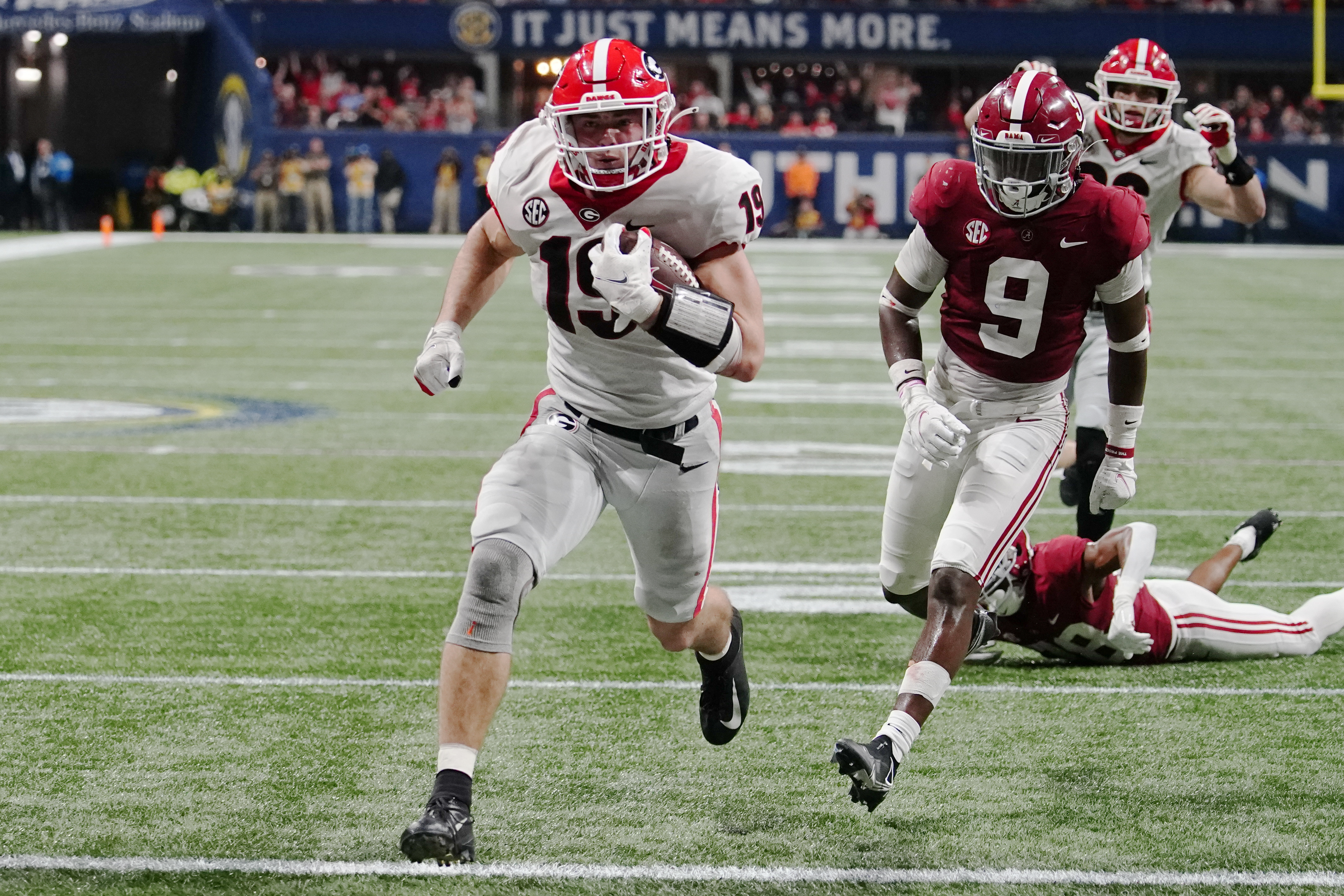 Brock Bowers says 'there's no better feeling' after win against