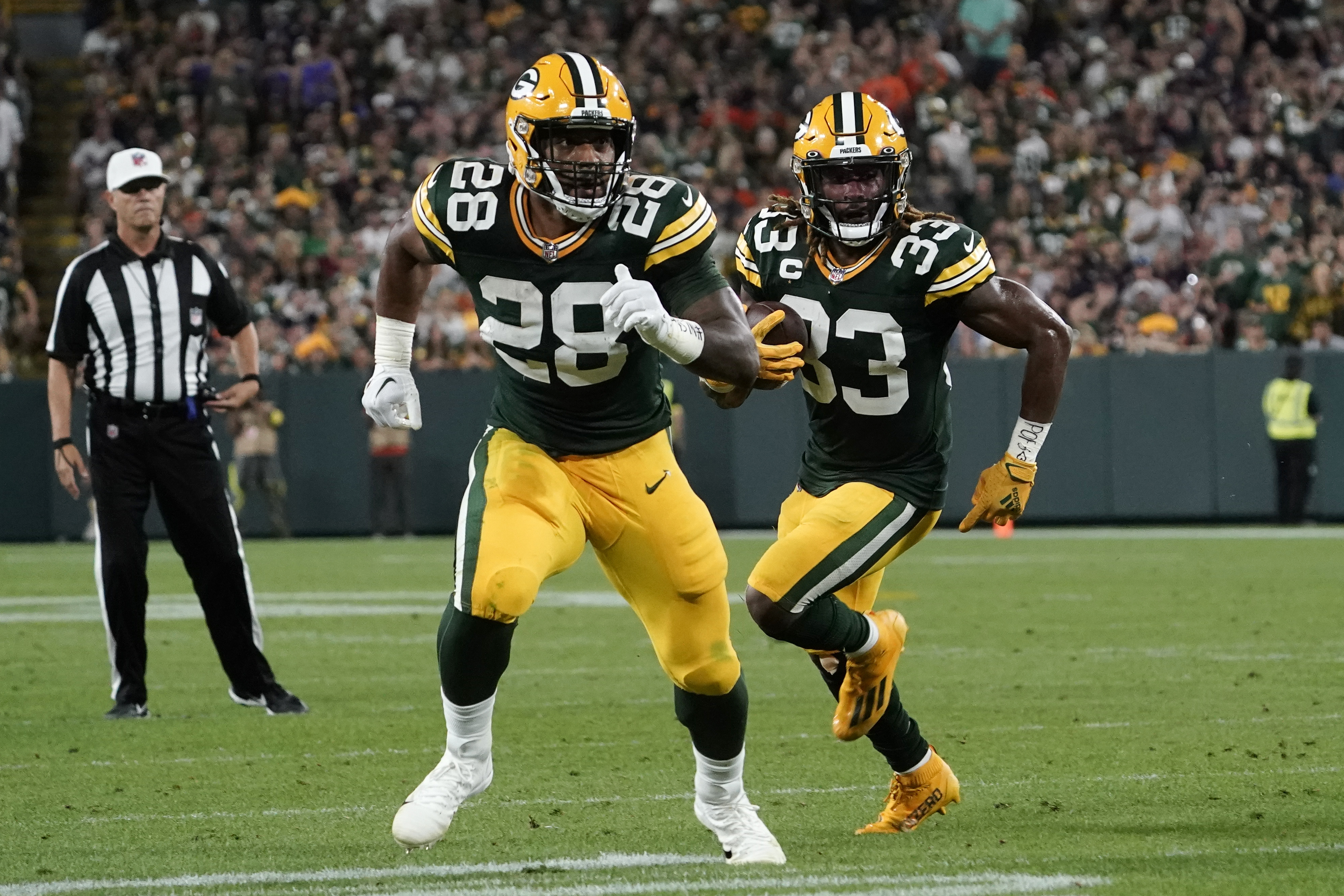 Running backs 1A and 1B lead the Packers offense