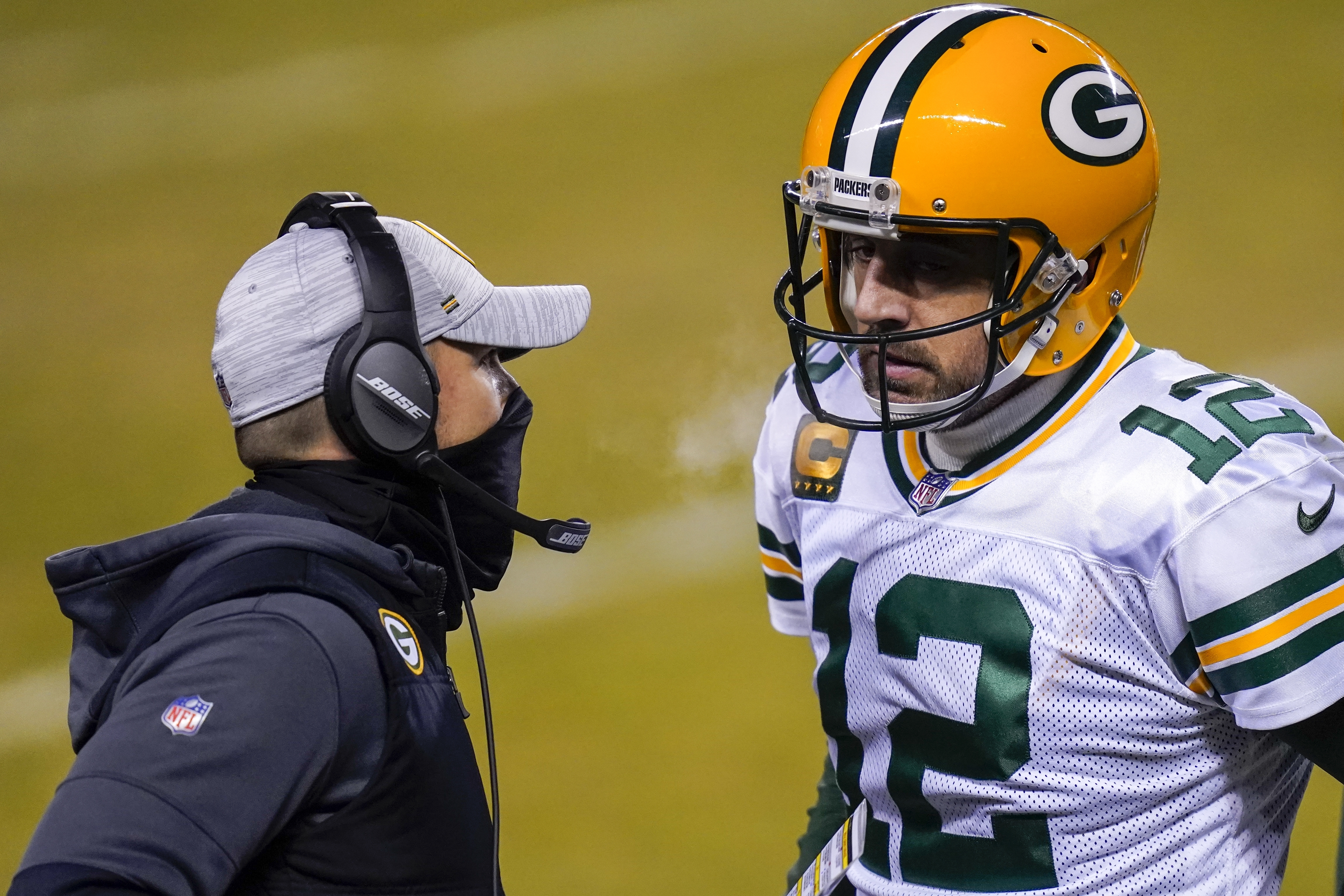 Packers GM: Team 'absolutely' committed to quarterback Aaron Rodgers