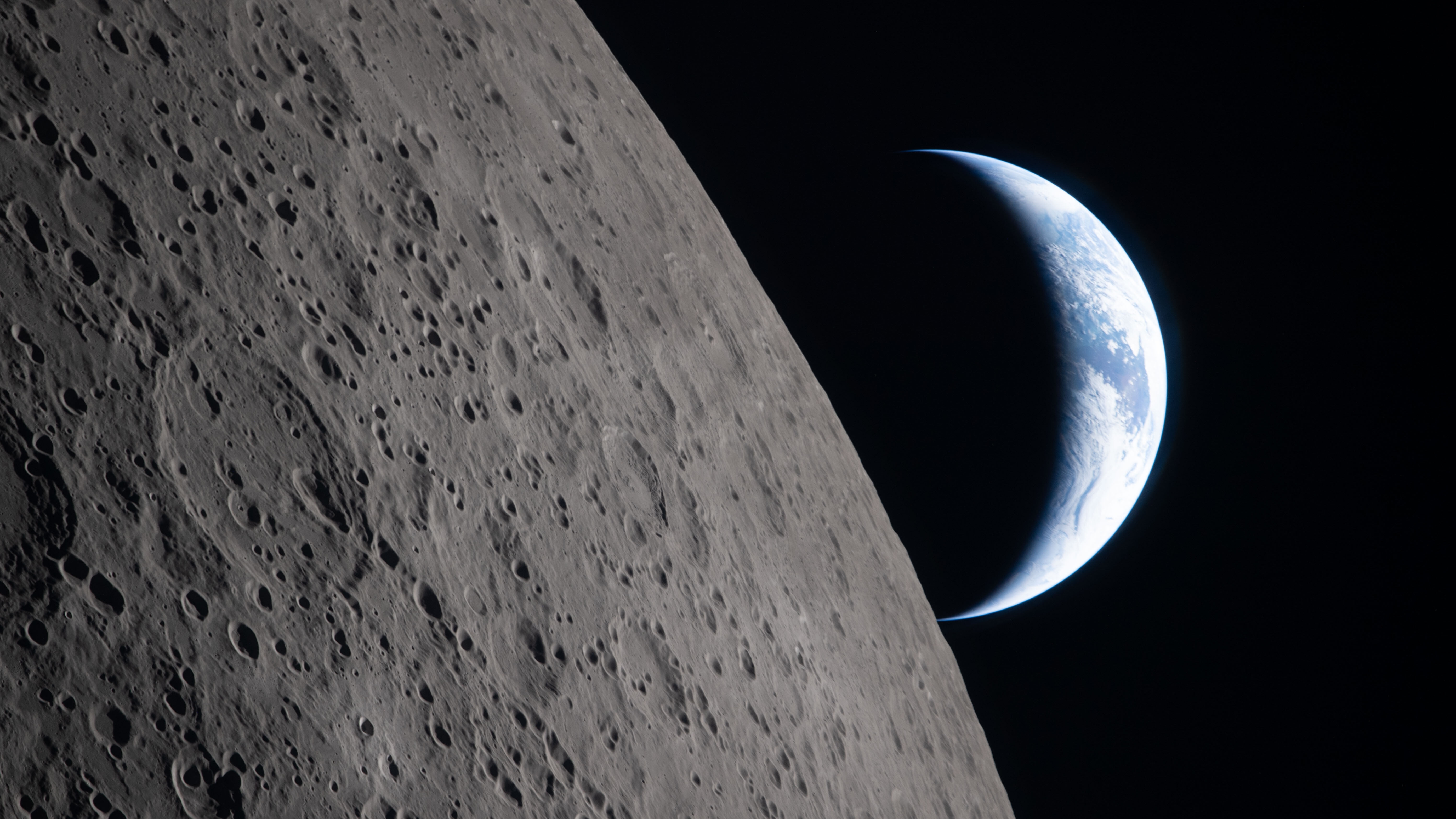 moon　24ss Deuxieme Classe enormous Artemis II's record-breaking journey around the moon ends with