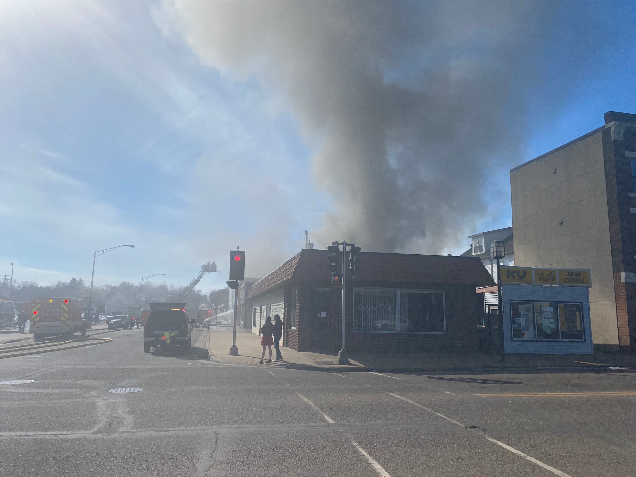 Downtown Chippewa Falls business caught on fire Saturday afternoon