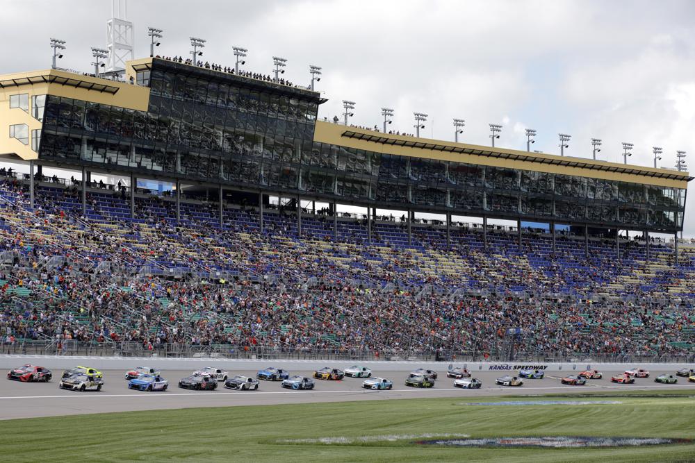 Dustin Colquitt to give starting command in NASCAR race