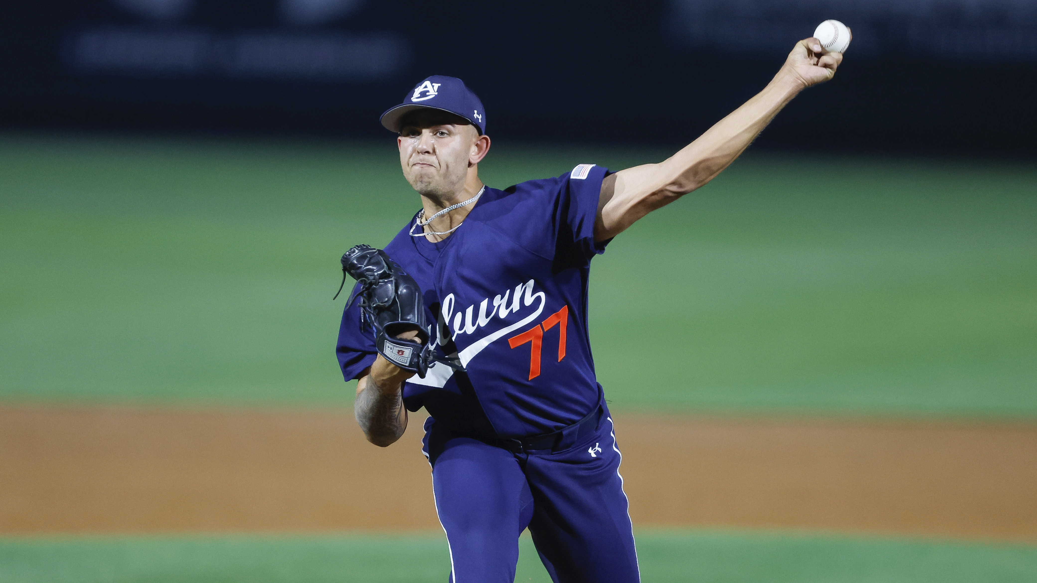 Cardiac Crimson Tide Advance to Baseball Regional Finals With