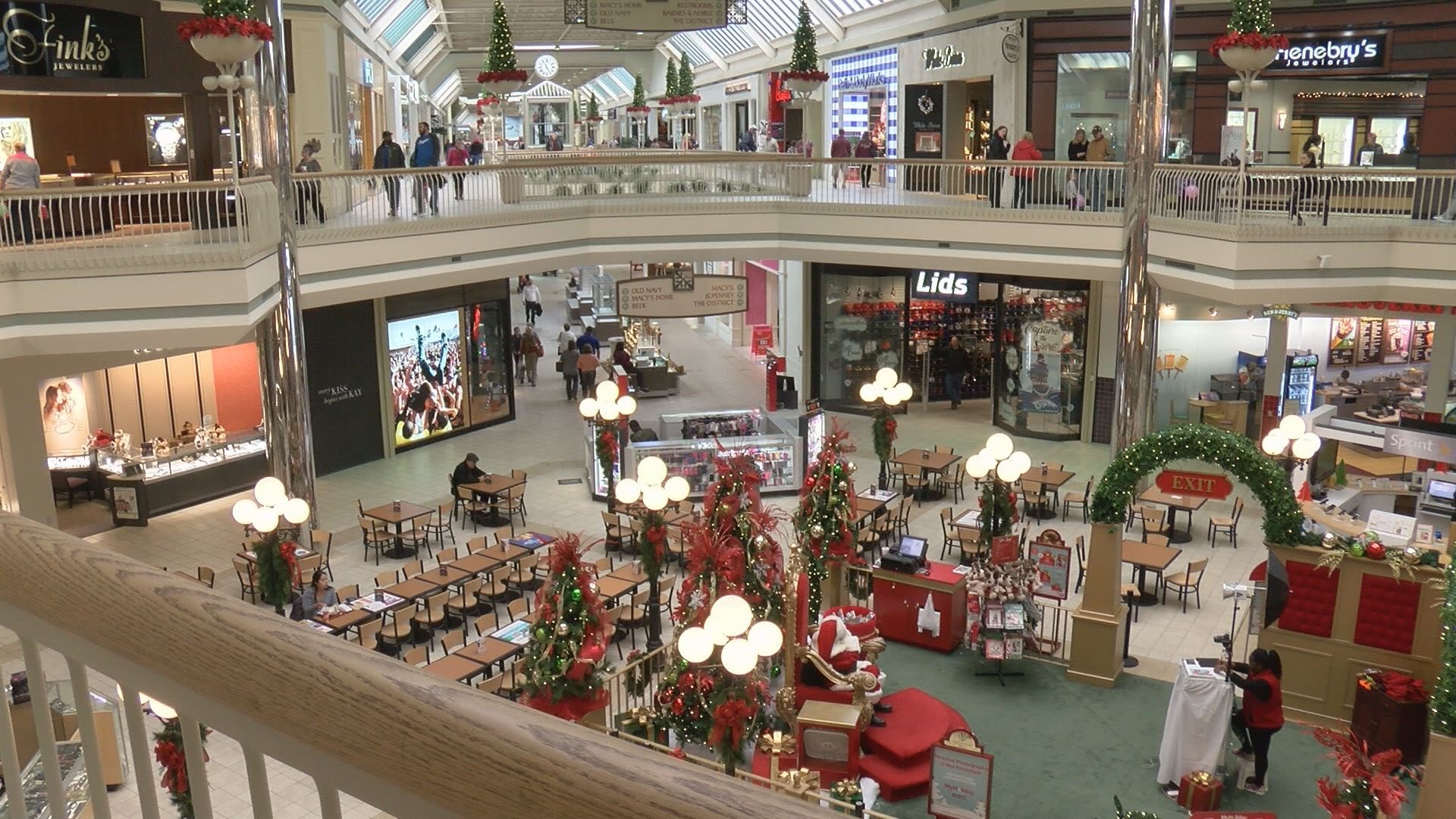 Valley View Mall Stays Closed On Thanksgiving For First Time In Years