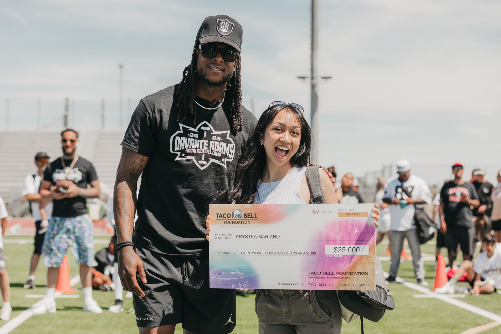 Davante Adams establishing roots in Las Vegas with youth football camp 