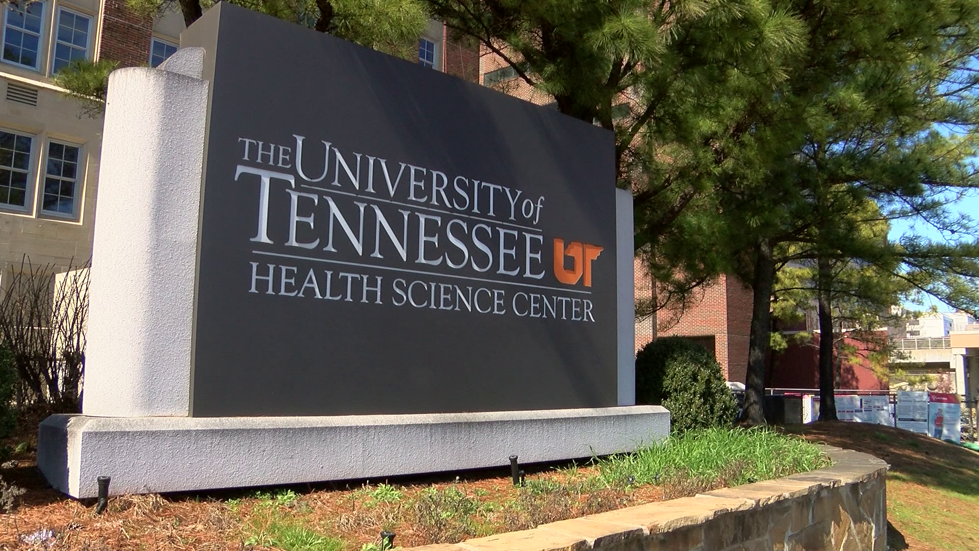 UT campuses to welcome students back this fall with guidance from task  force led by UTHSC professor