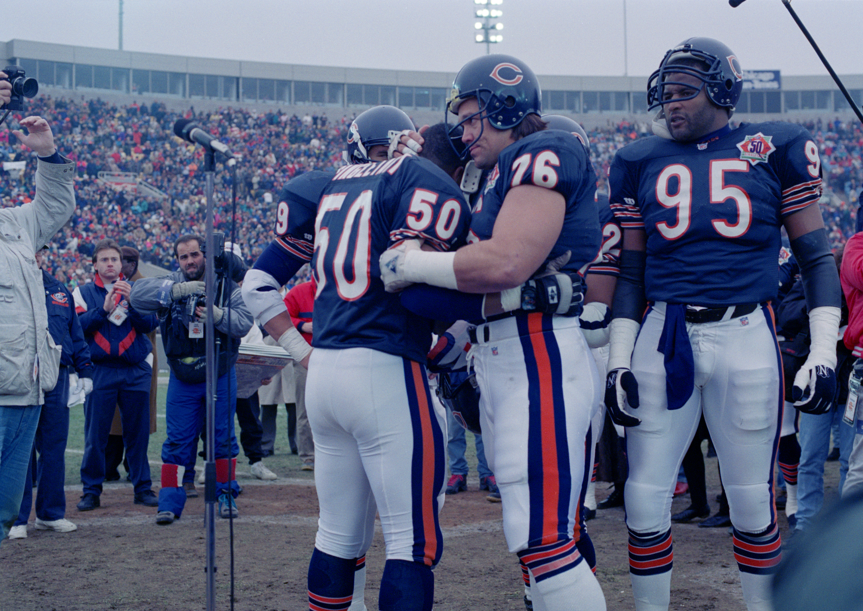 Chicago Bears great Steve McMichael says he has ALS