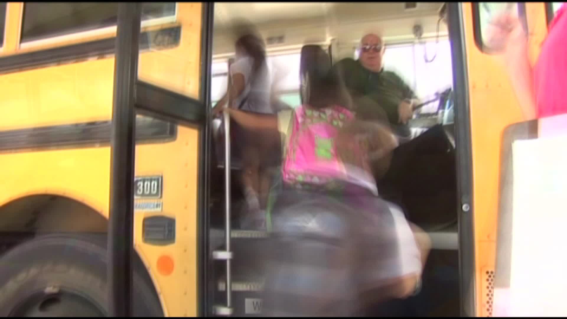 School Public Porn - Sex offenders living near bus stops