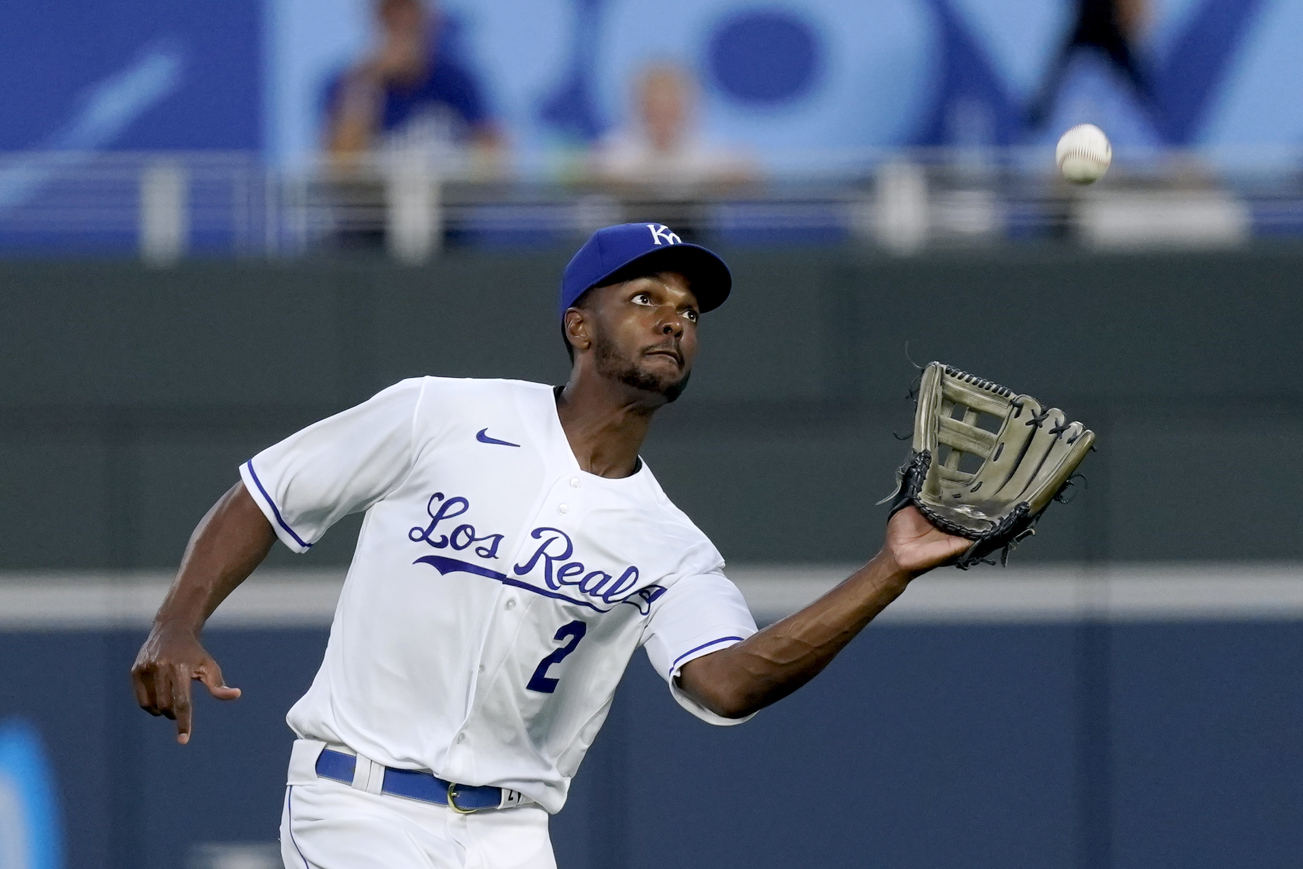 Michael A. Taylor, Royals agree to $9M, 2-year deal