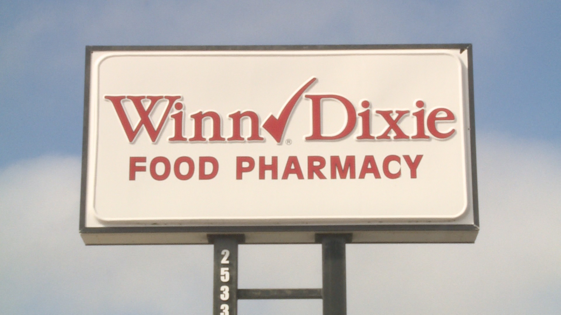 Dothan grocery stores closing