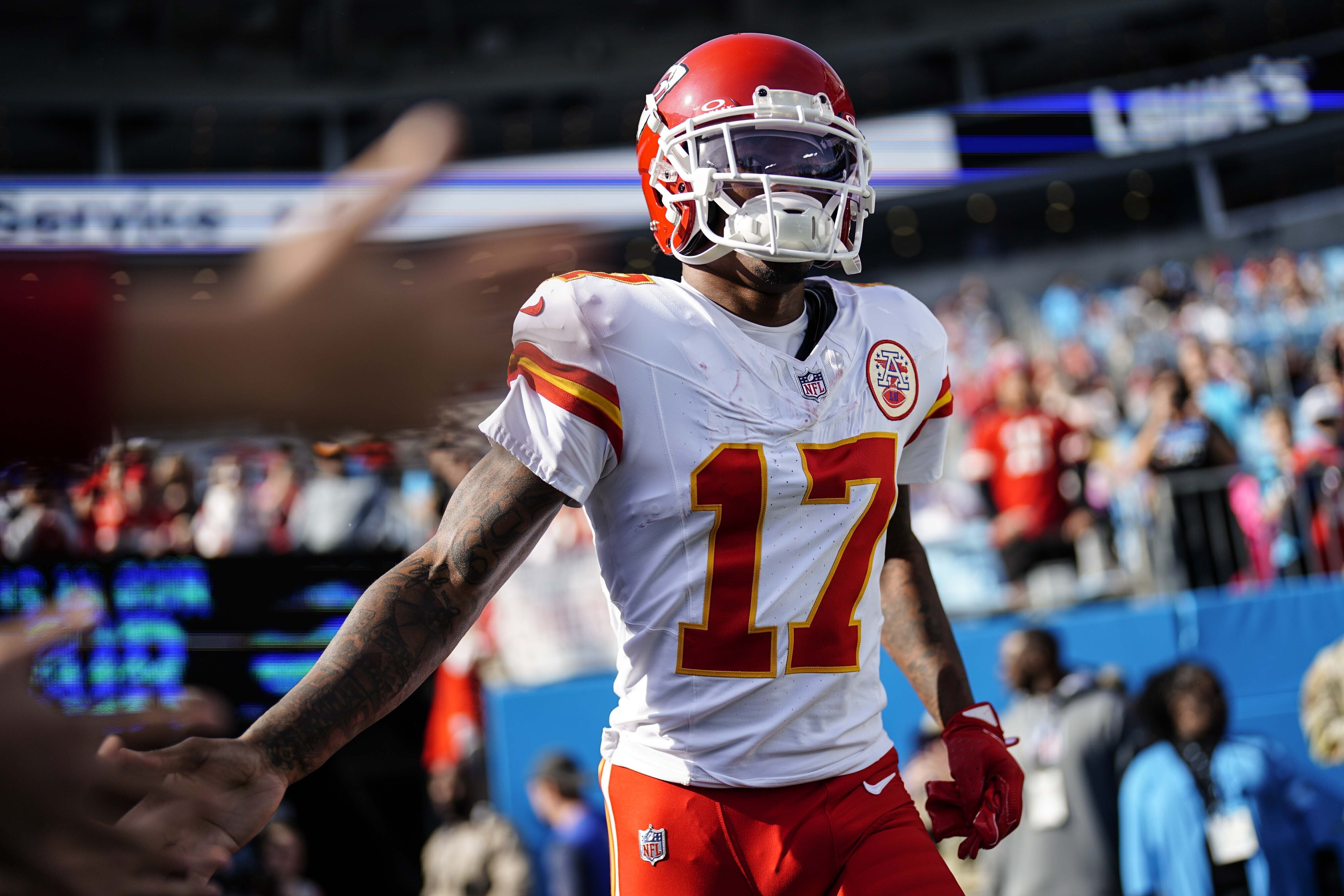 Wide receiver/kick returner Mecole Hardman joining Packers on one