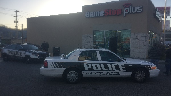 Update Man Who Fell Through Ceiling Of Store In Alleged Burglary Indicted