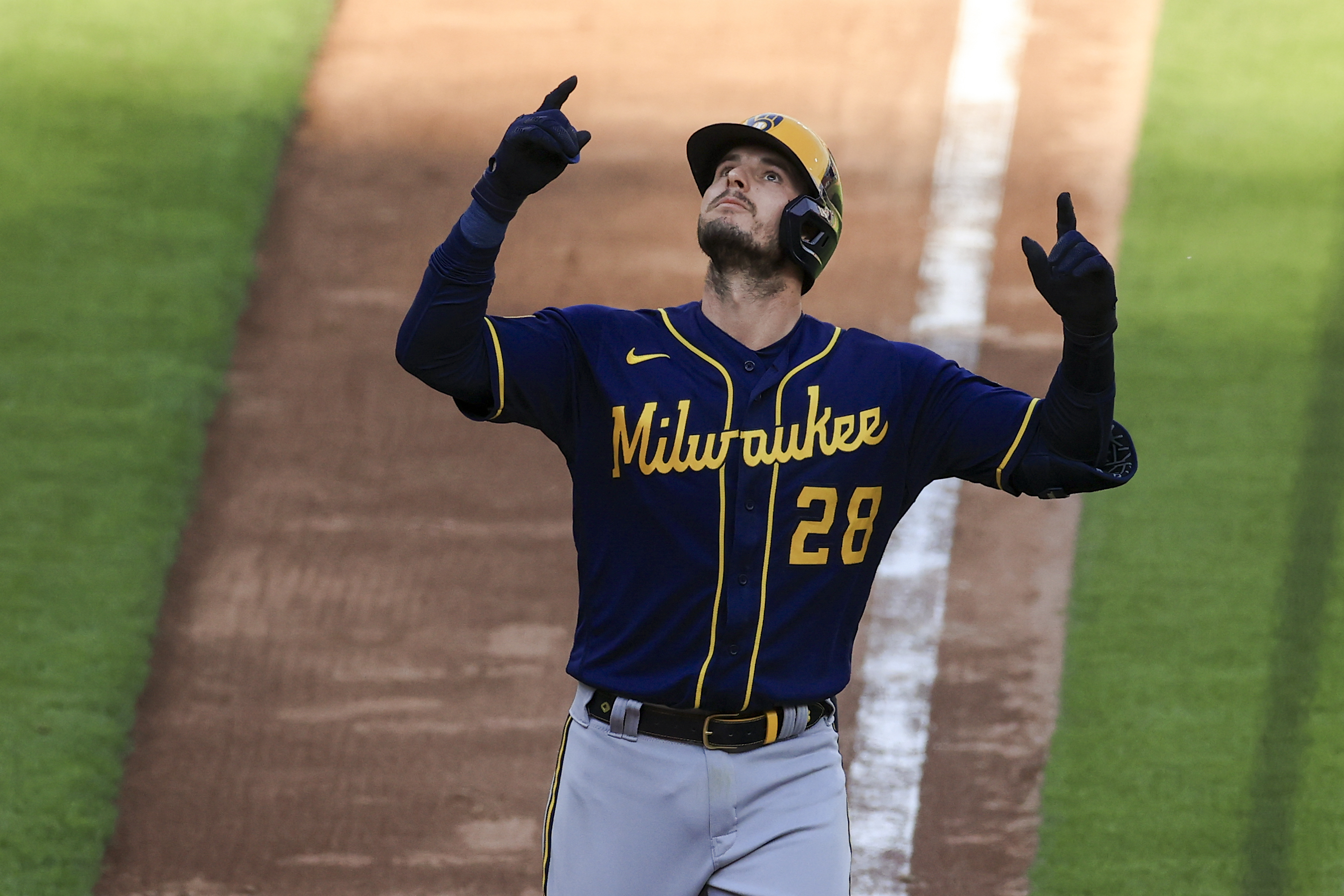 Brewers update on Winker after 2 surgeries.