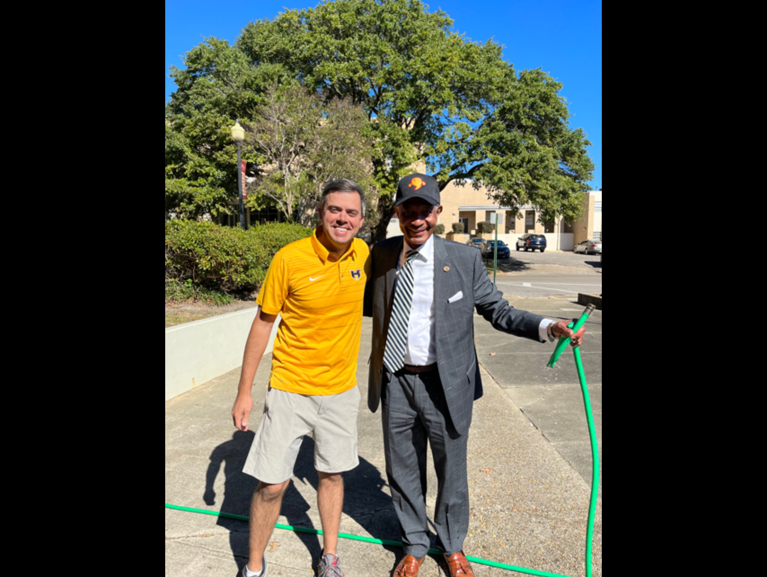 Hattiesburg mayor 'pays up' week ahead of Lil' Brown Jug game