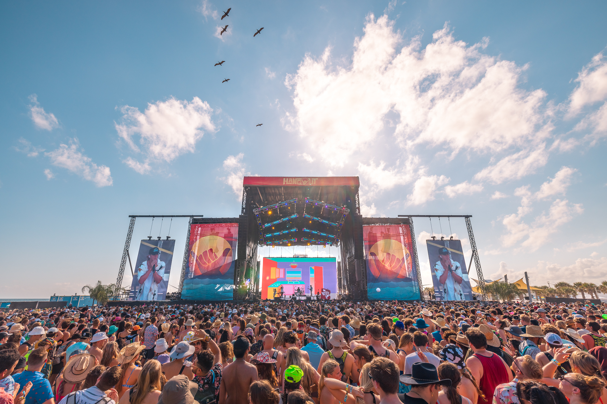 Hangout Music Festival Red Chili Peppers, SZA, Calvin Paramore to – NOLA Weekend
