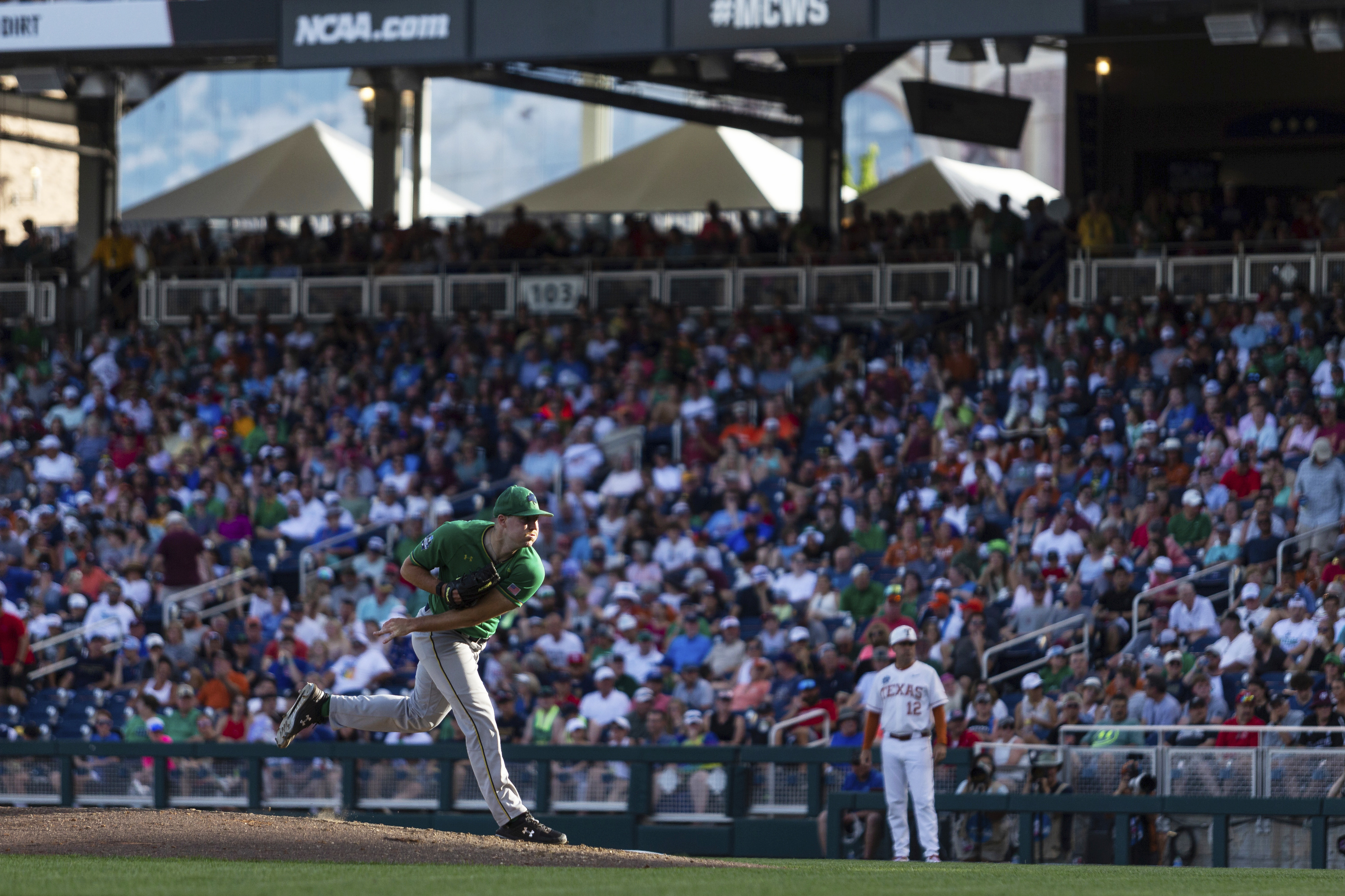 NCAA Texas Longhorns Baseball 2022 College World Series Omaha