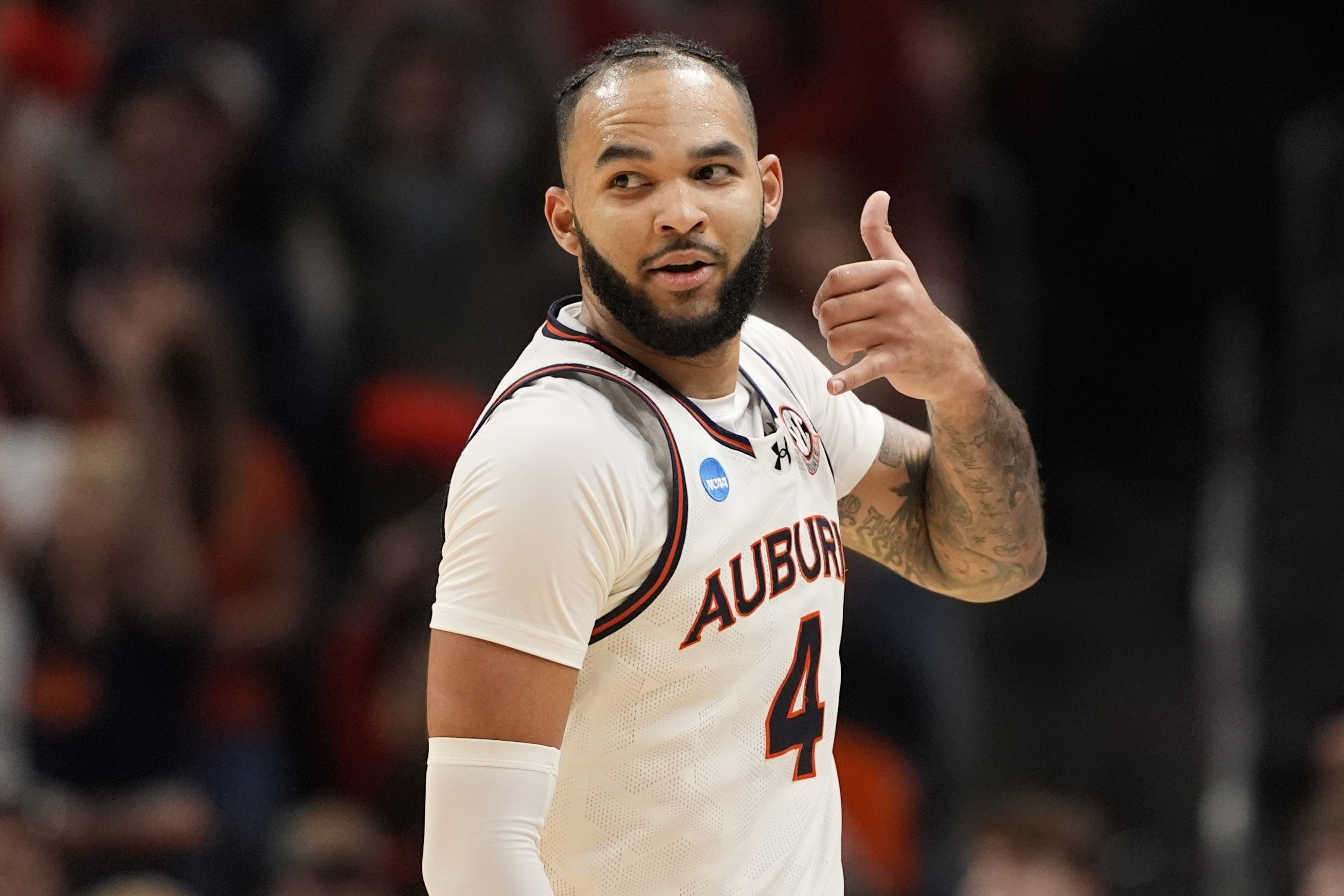 Auburn superstar Johni Broome named Power Forward of the Year